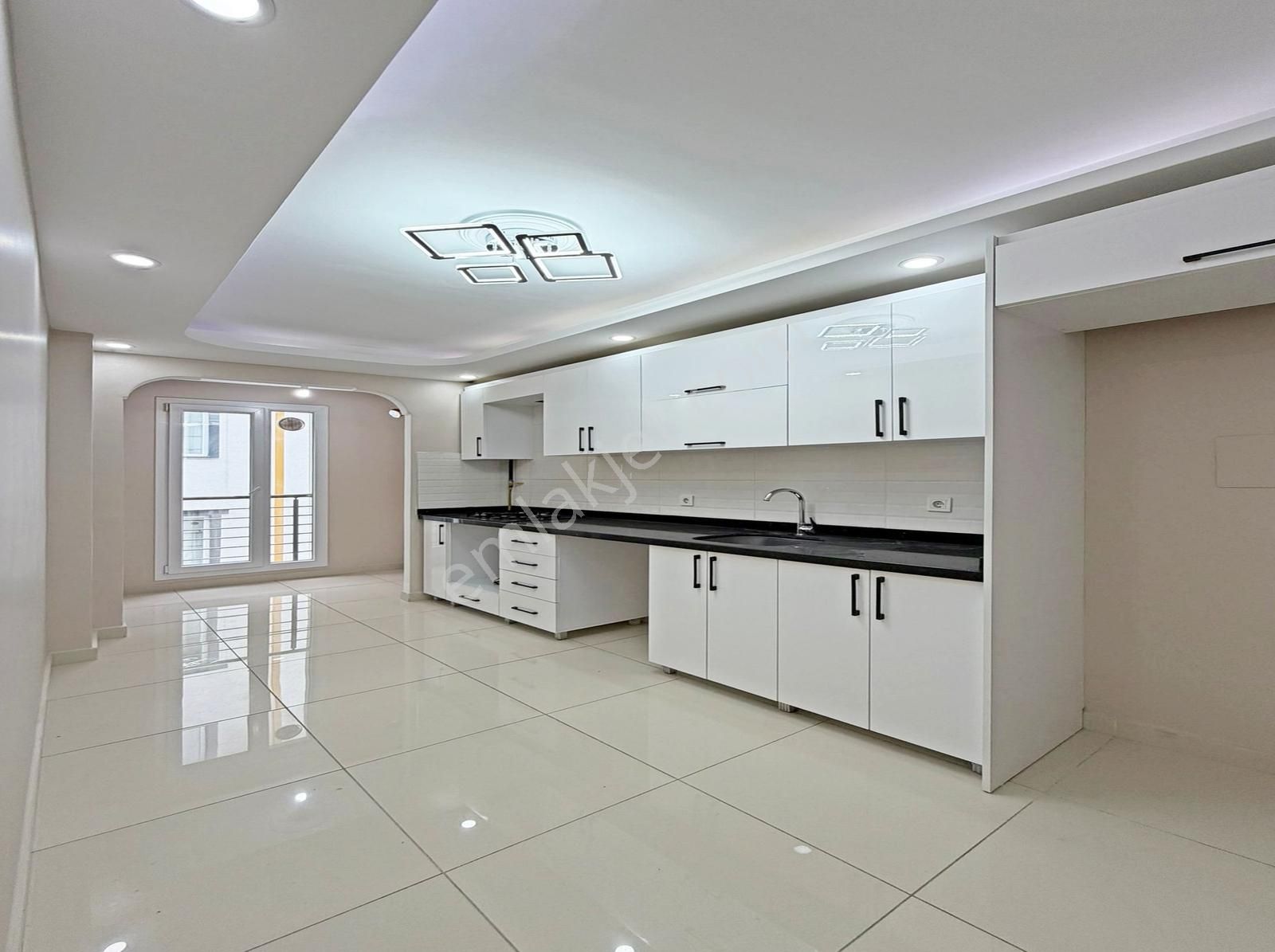 Başkent Yapı'dan Metrobüse Yakın Büyük M2 Satılık 2+1 Daire