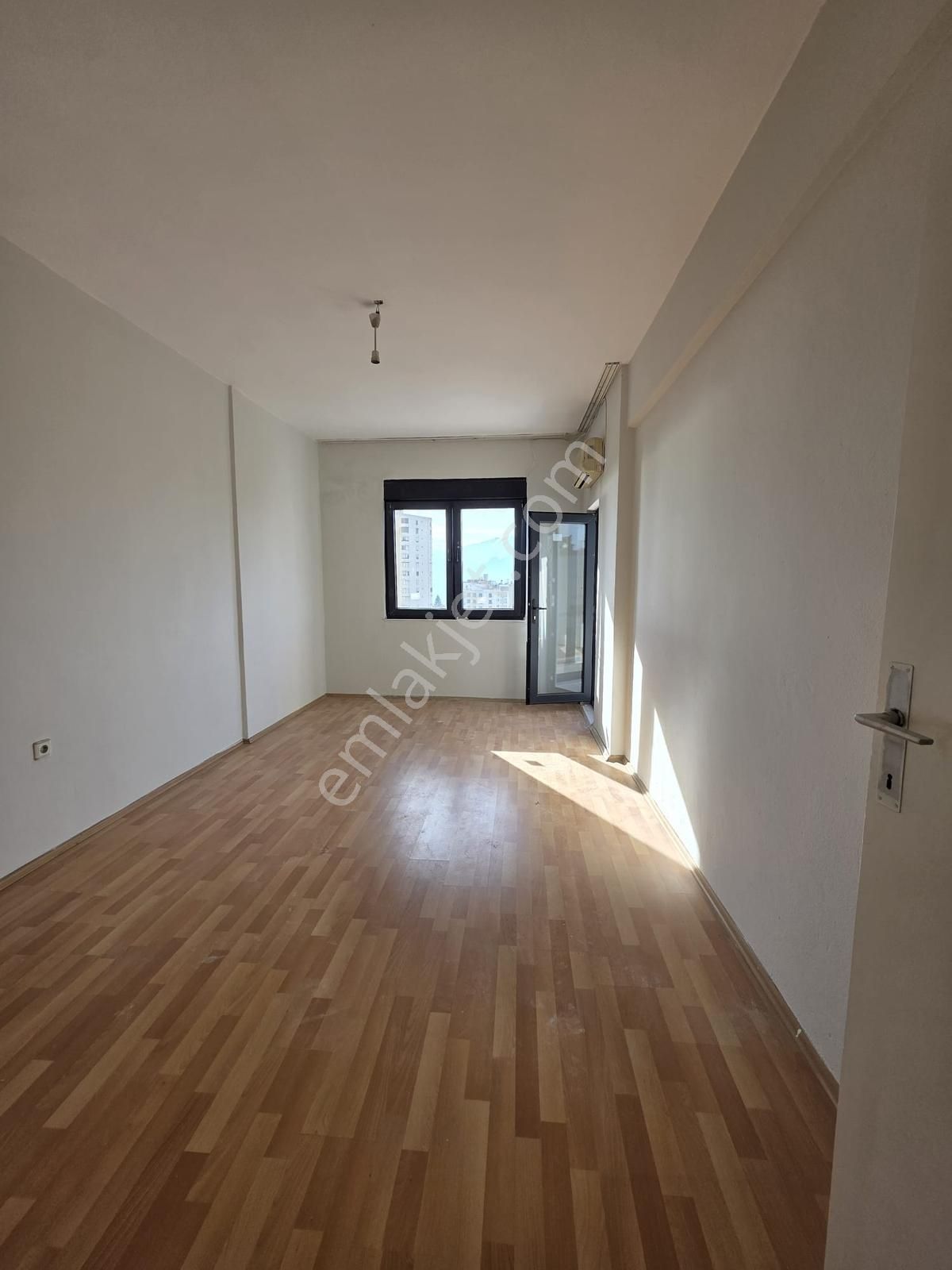 Muratpaşa'da Deniz Manzaralı Kiralık Daire - Görsel 23