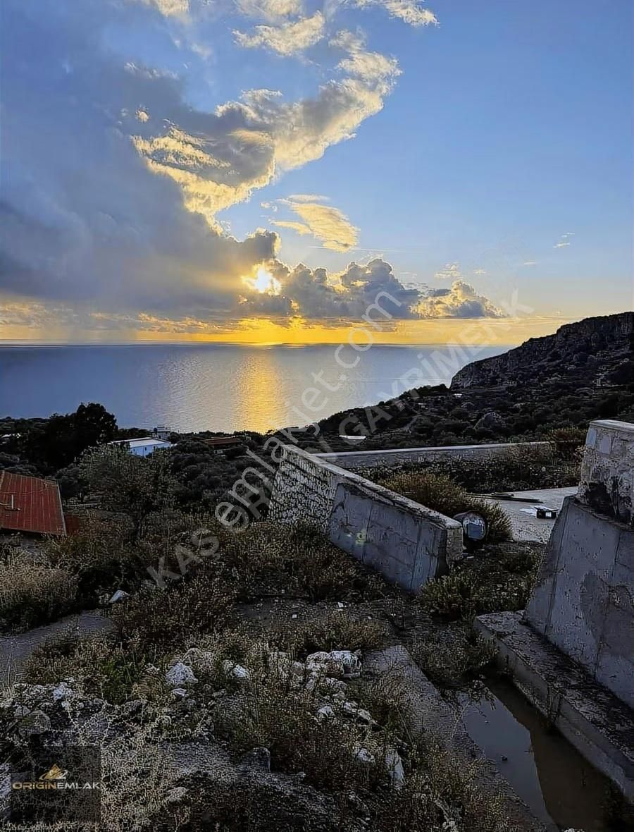 Kaş Yalı Bölgesinde Deniz Manzaralı Toplu Villa Parseli