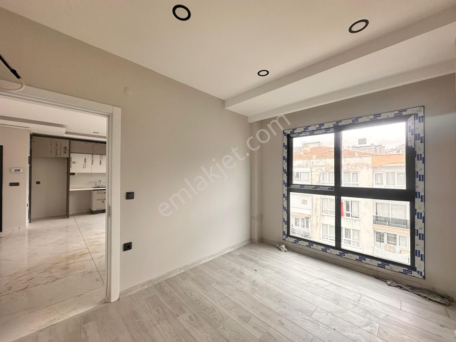 Kuşadası Türkmen Sıfır 2+1 Sahile 150 Mt Mesafede - Görsel 5