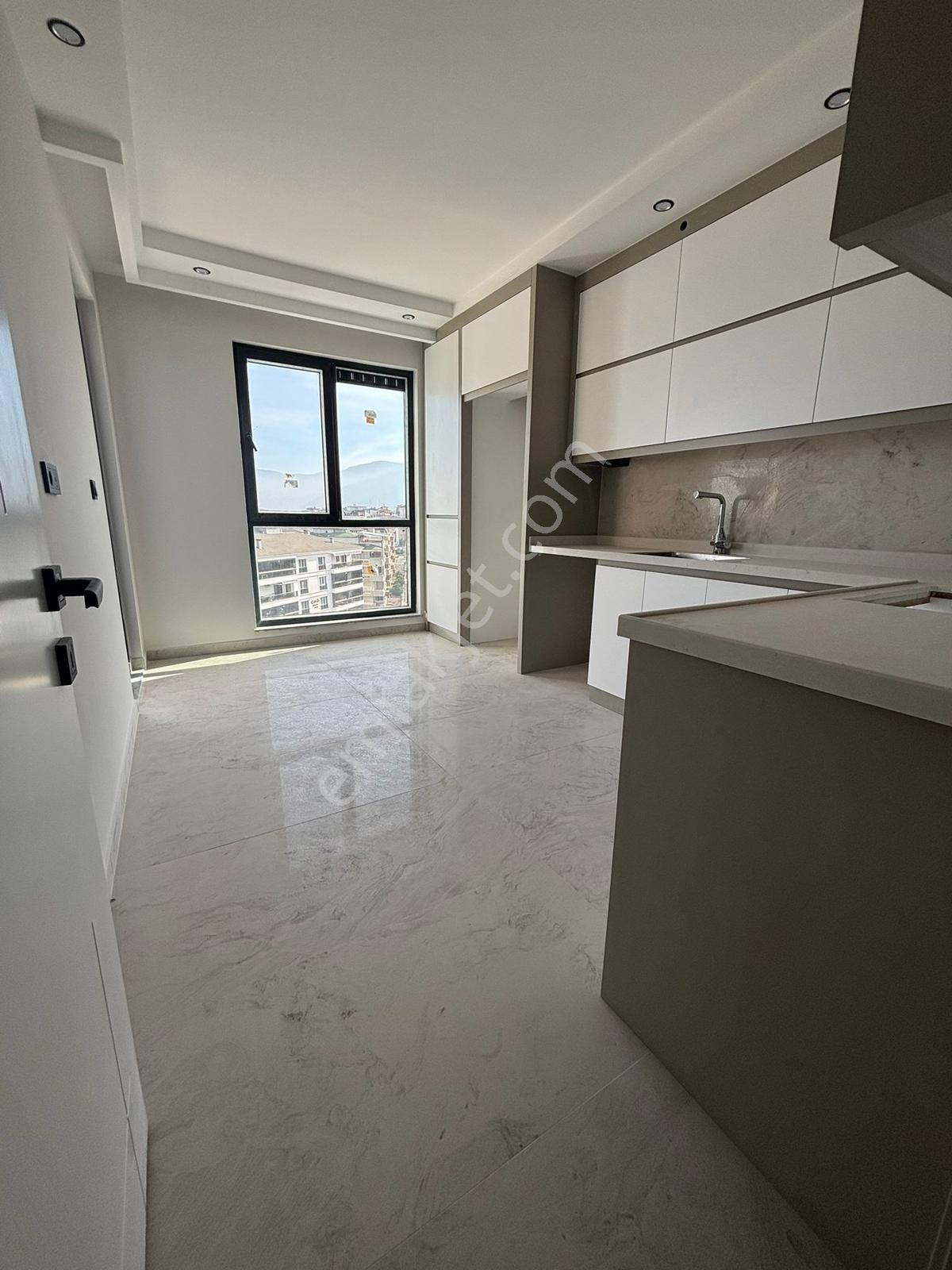 Kaan Emlak'tan Çakmakta 2+1 Sıfır Lüks Daire - Görsel 5