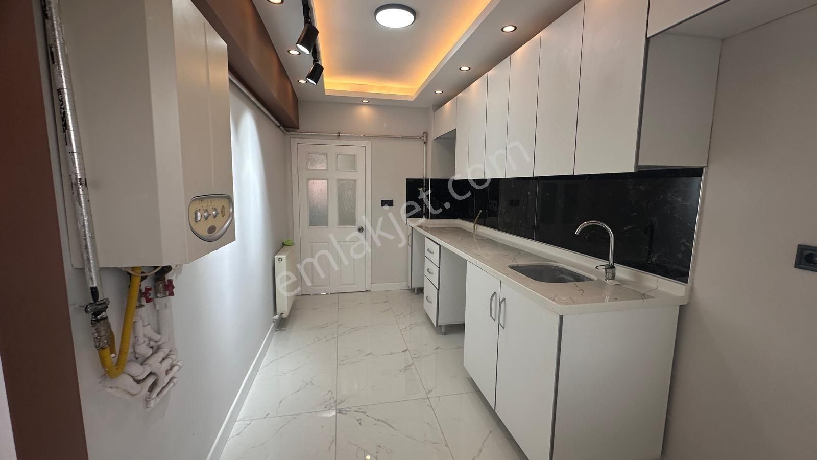 Fsn Den Pınarbaşında Köşe Bina Full Yapılı Katta 3+1 Kiralık - Görsel 28