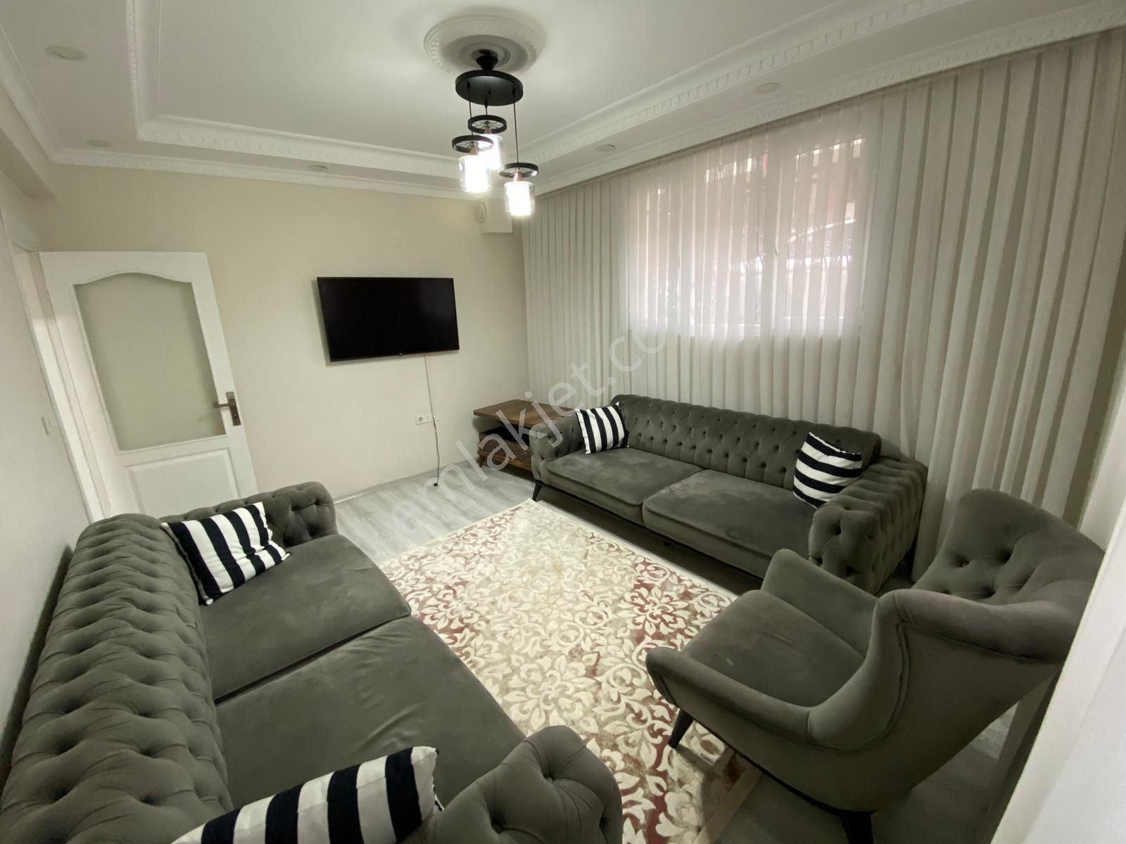 Home'dan İsmetpaşa Mah'de Satılık 95m 2+1 Bahçe Katı Super Daire