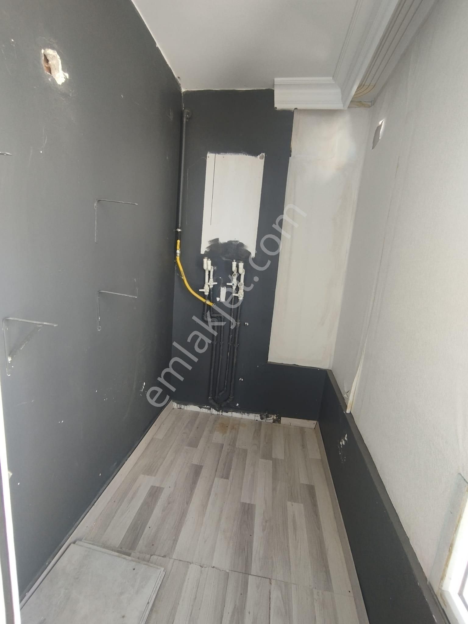 A.türkeş Bulvarına Yakın Huzurevlerinde 3+1 Geniş Oturumlu Ekstralı Daire - Görsel 10