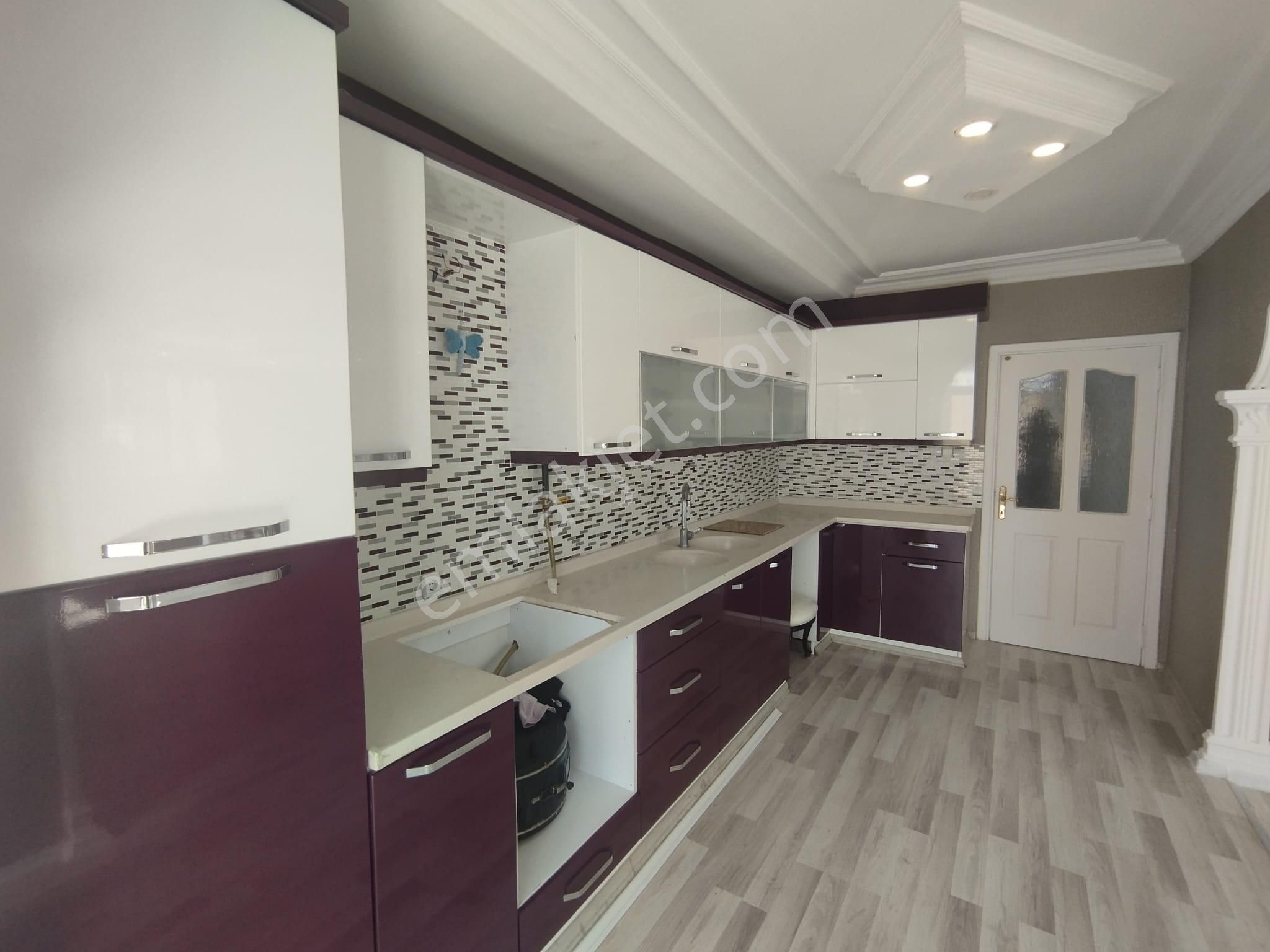 A.türkeş Bulvarına Yakın Huzurevlerinde 3+1 Geniş Oturumlu Ekstralı Daire - Görsel 30