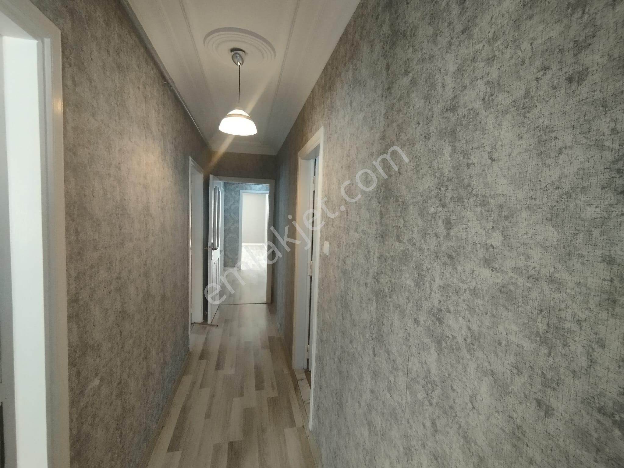 A.türkeş Bulvarına Yakın Huzurevlerinde 3+1 Geniş Oturumlu Ekstralı Daire - Görsel 7