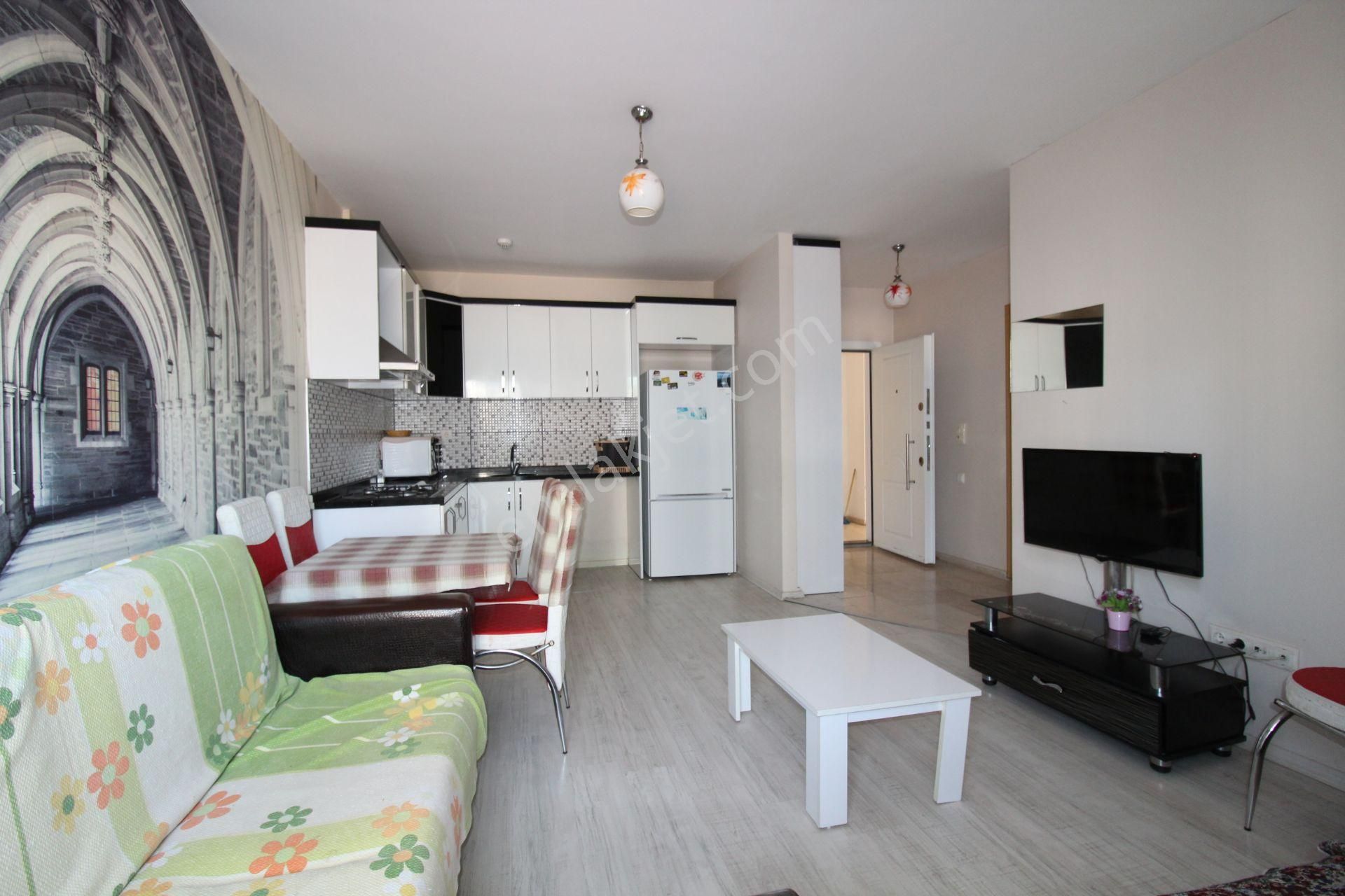Aslan'dan Üni. Caddesi Groseri Cvr. Full Eşyalı Geniş 1+1 - Görsel 4