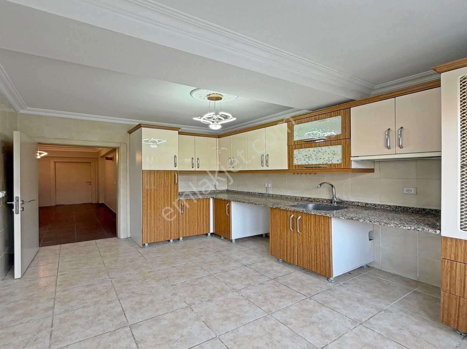 Başkent Yapı'dan Cadde Üzeri Metrobüse 8dk Büyük M2 Satılık 2+1 - Görsel 3