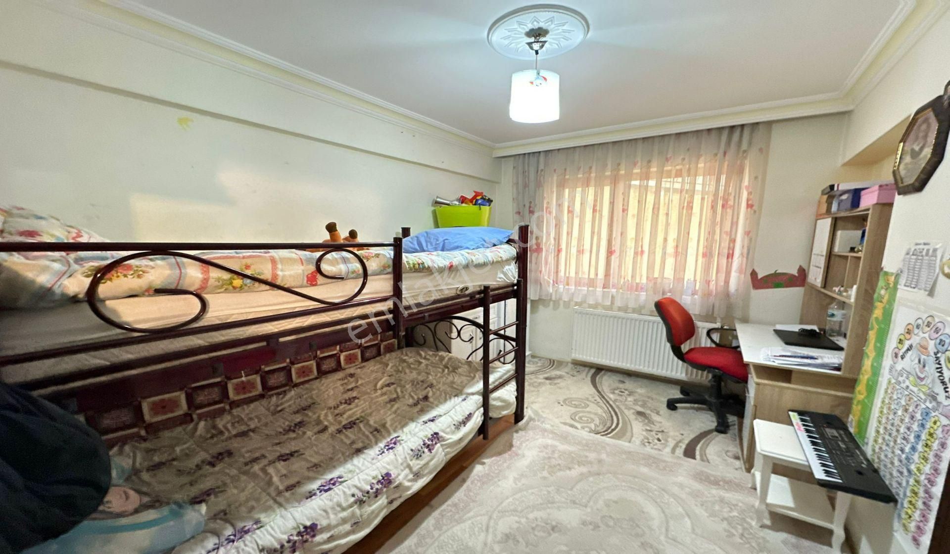 Kuşcağız Bengi Düğün Salonu Yakını Kat Konumunda Cepheleri Açık Fırsat Daire - Görsel 18