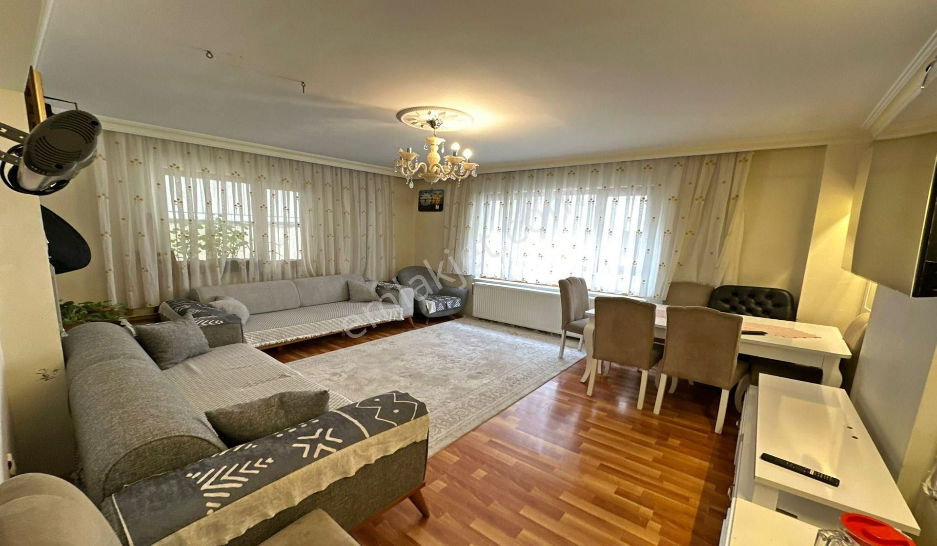 Kuşcağız Bengi Düğün Salonu Yakını Kat Konumunda Cepheleri Açık Fırsat Daire - Görsel 9