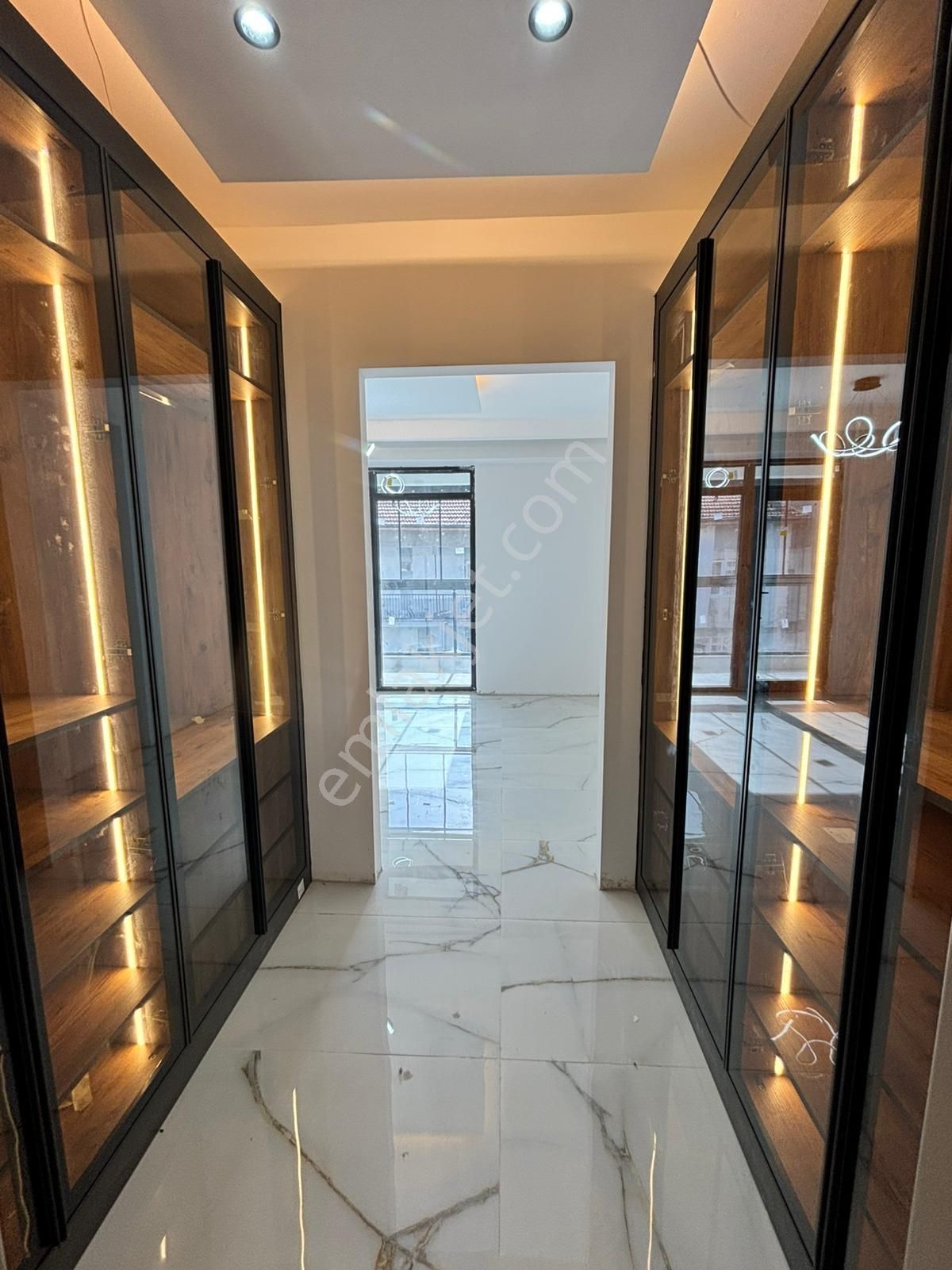 Tasarım Harikası! Zincirlikuyu'da Giyinme Odalı Ultra Lux 3+1 - Görsel 28