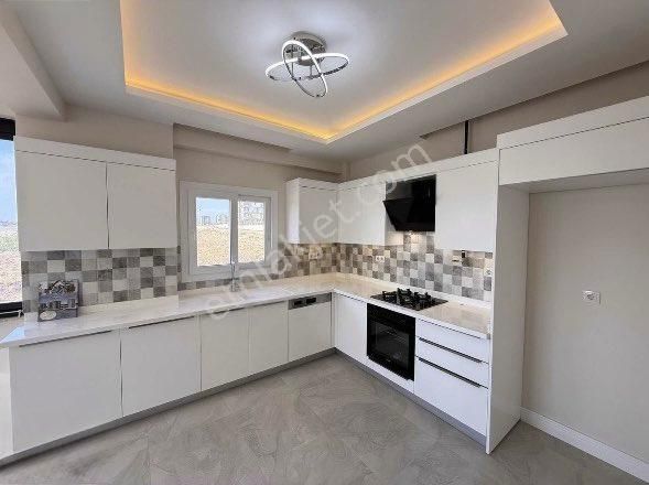 Şambayadı Mahallesinde Sıfır Ultra Lüks 3+1 Satılık Daire – Prestijli Site Yaşamı!