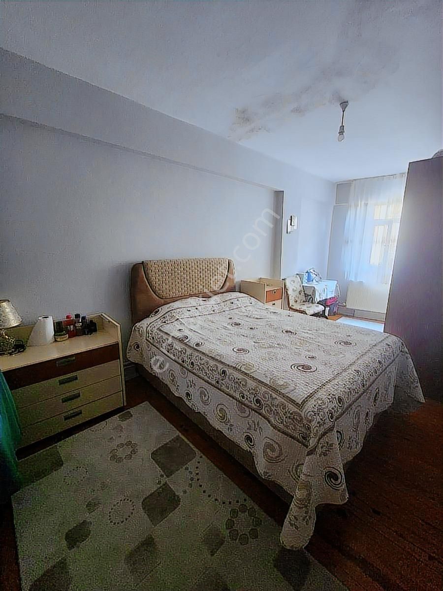 3+1 Yenidoğan Mah 3.kat - Görsel 8