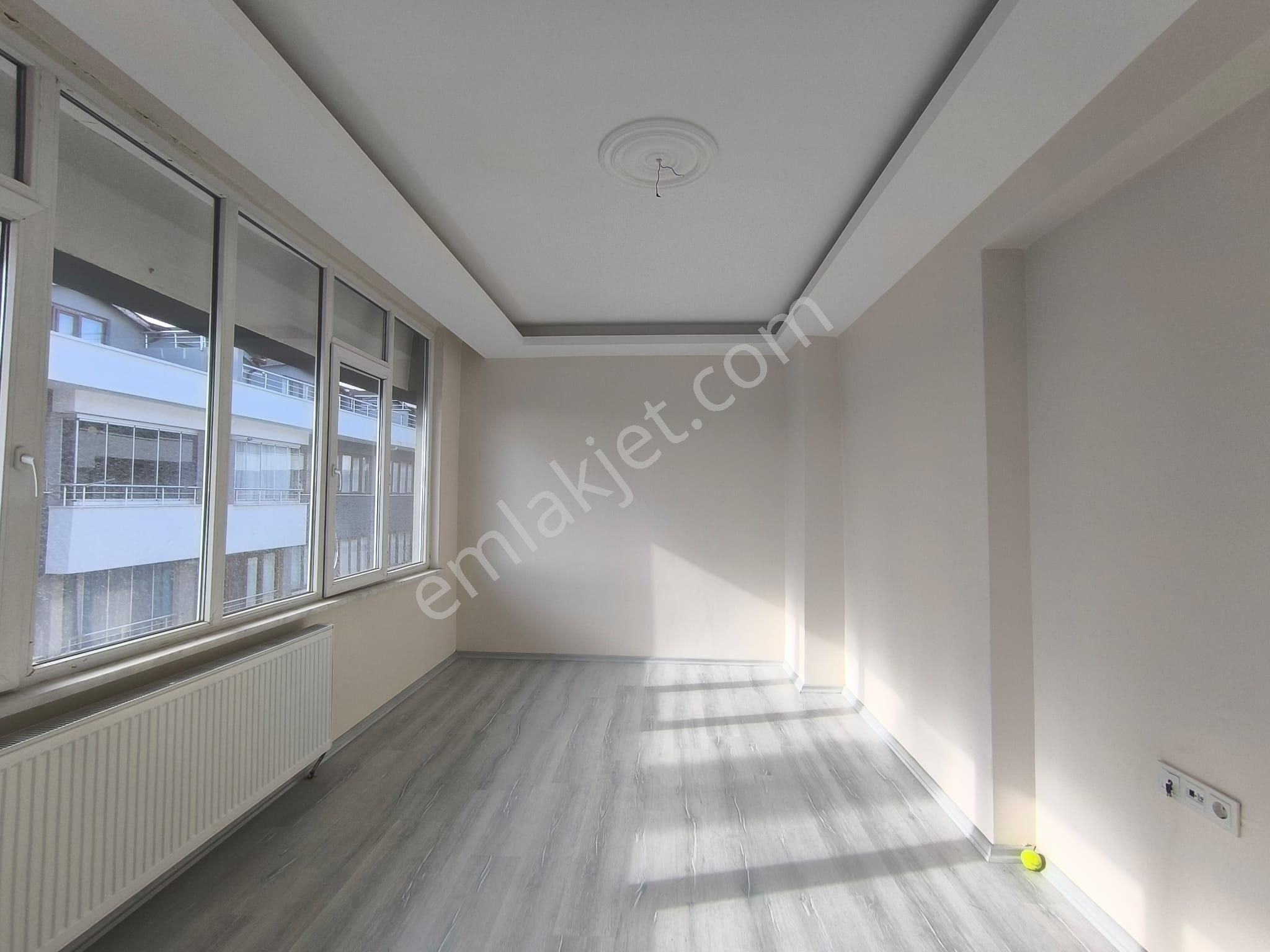 Selahattin Eyyubi'de Mete Konakları Yakını 2+1 5 Yıllık Site İçi Dublex Teraslı Satılık Daire - Görsel 8