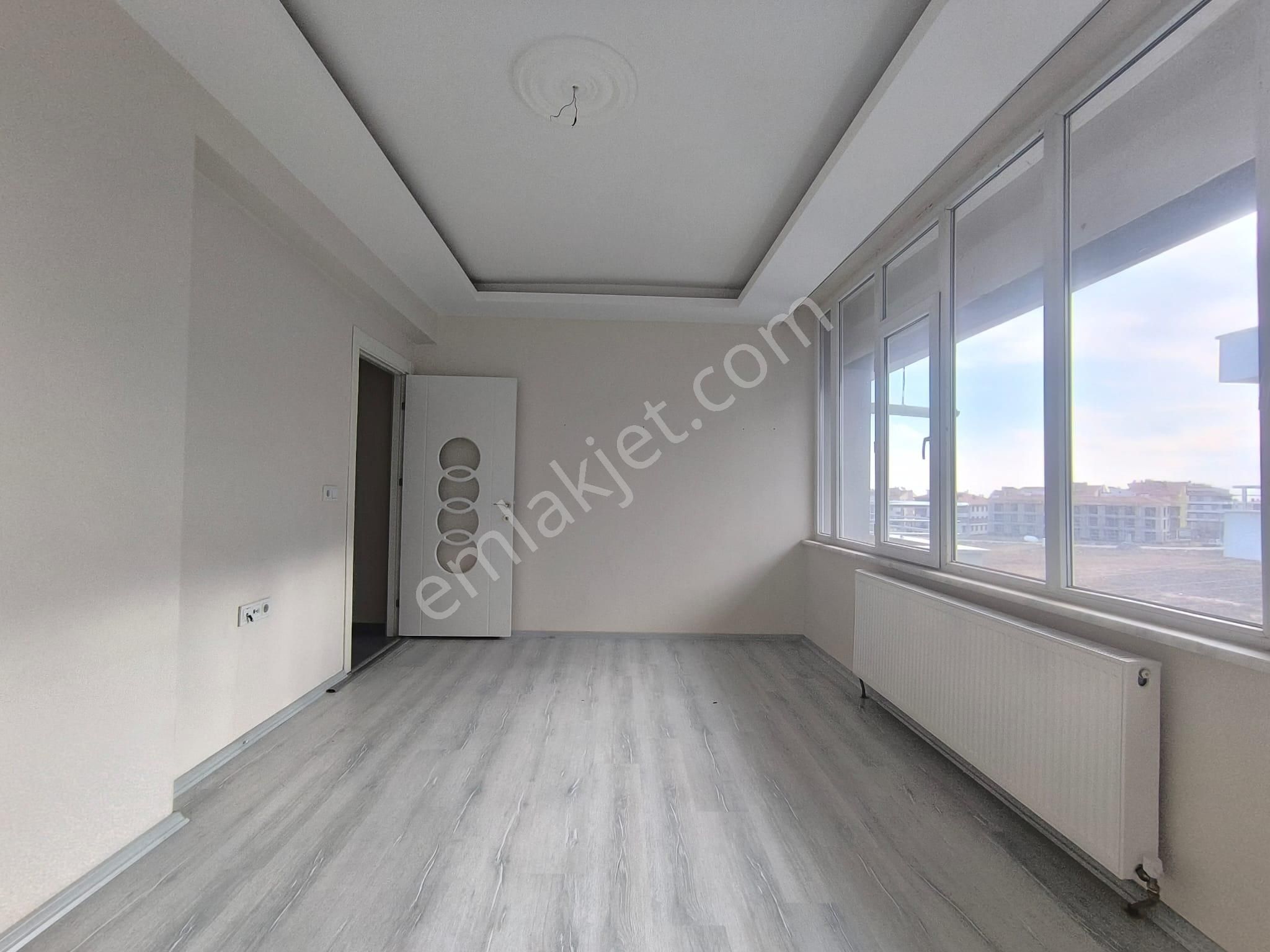 Selahattin Eyyubi'de Mete Konakları Yakını 2+1 5 Yıllık Site İçi Dublex Teraslı Satılık Daire - Görsel 10