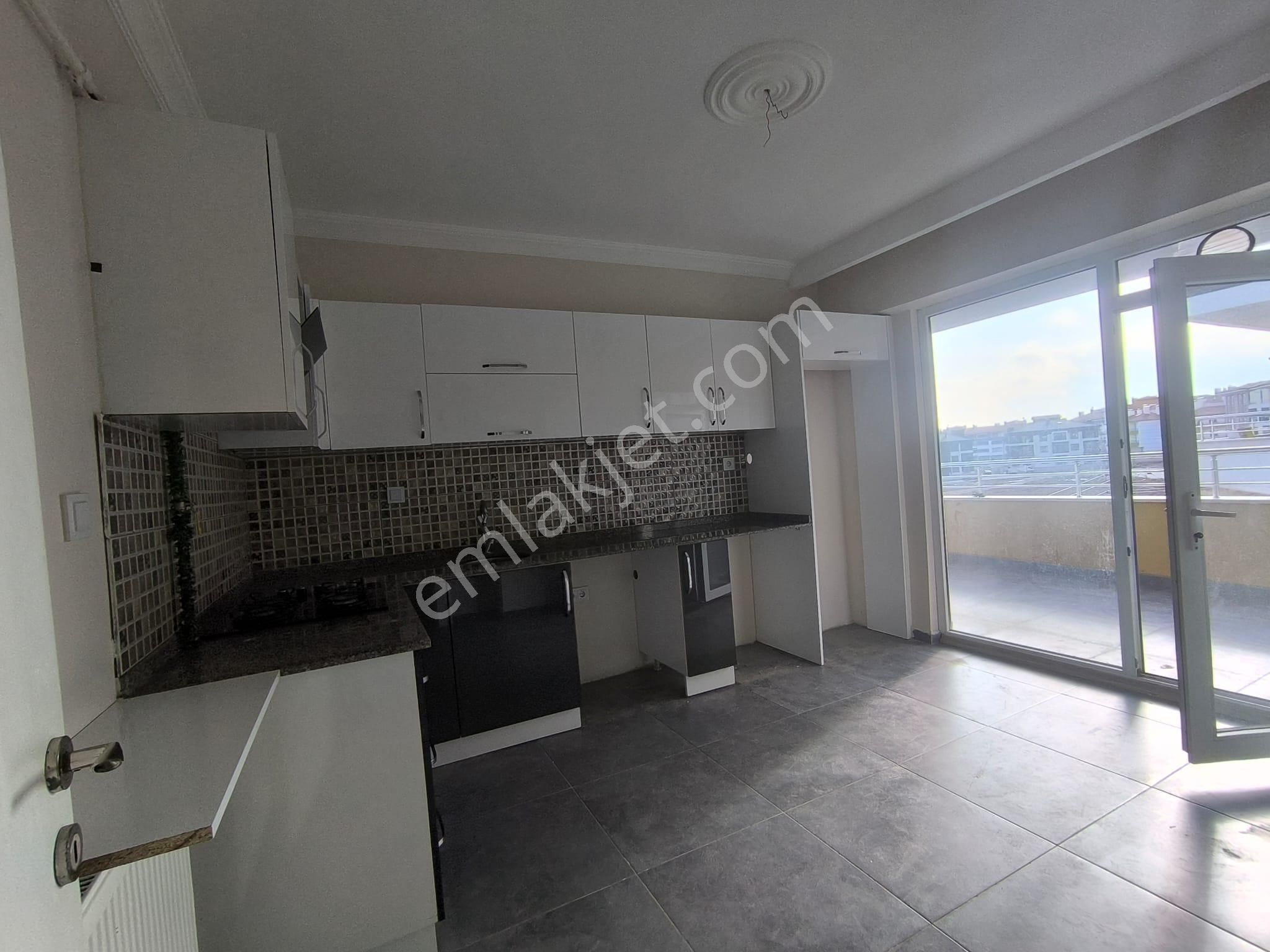 Selahattin Eyyubi'de Mete Konakları Yakını 2+1 5 Yıllık Site İçi Dublex Teraslı Satılık Daire - Görsel 4