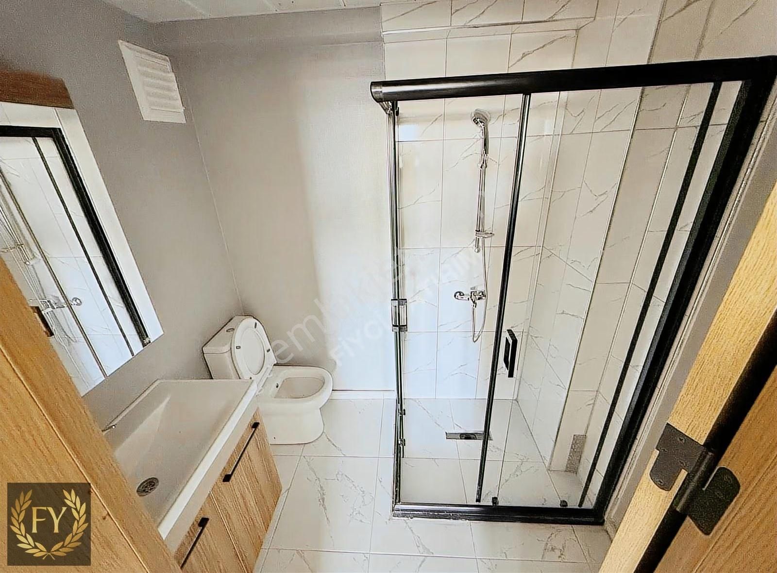 Lokasyon Eryaman'da 2+1 Cadde Cepheli Satılık Home & Offıce - Görsel 2