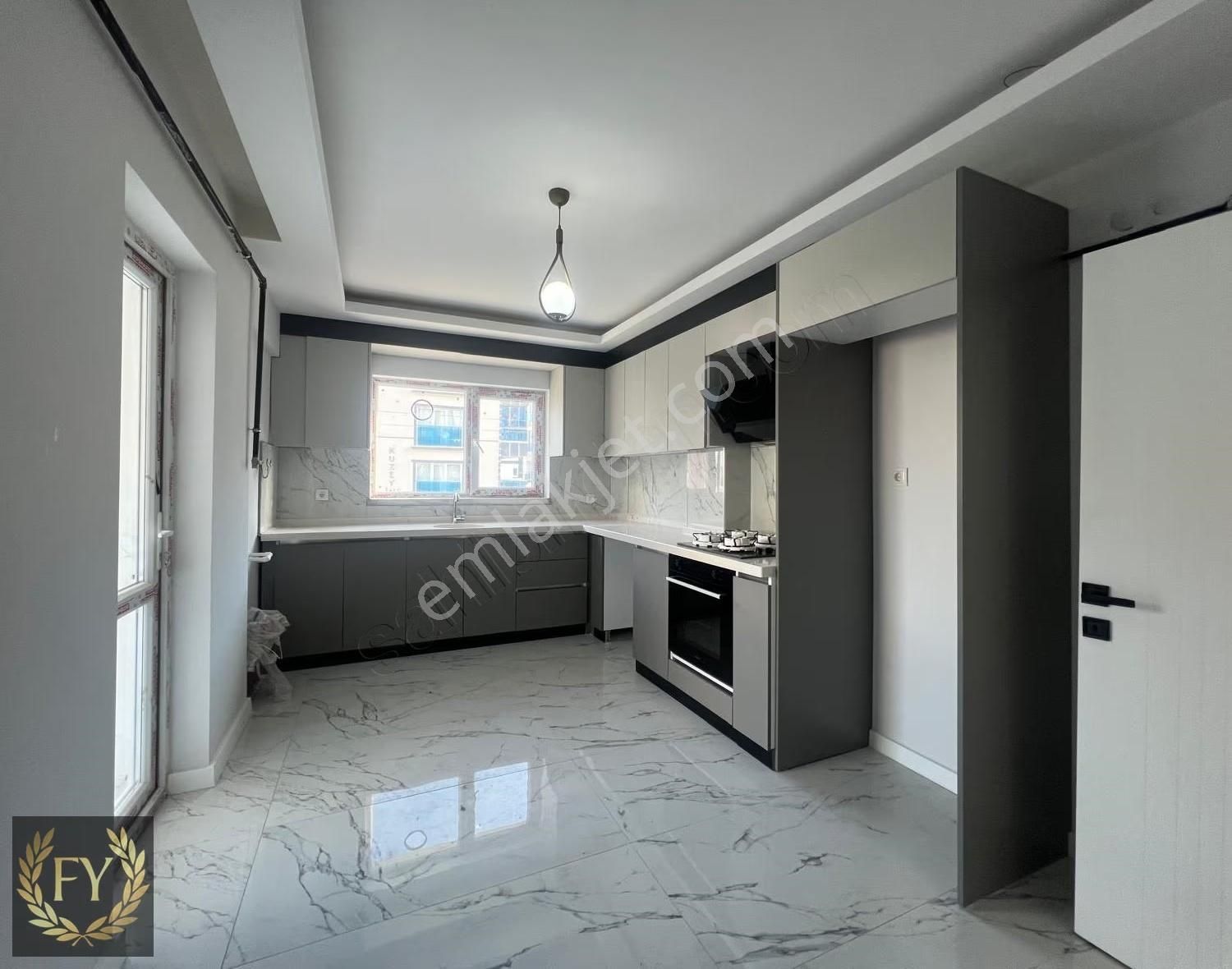 Fiyci Yatırım 4+1 G.odalı Ara Kat Ultra Lüks Daire - Görsel 24