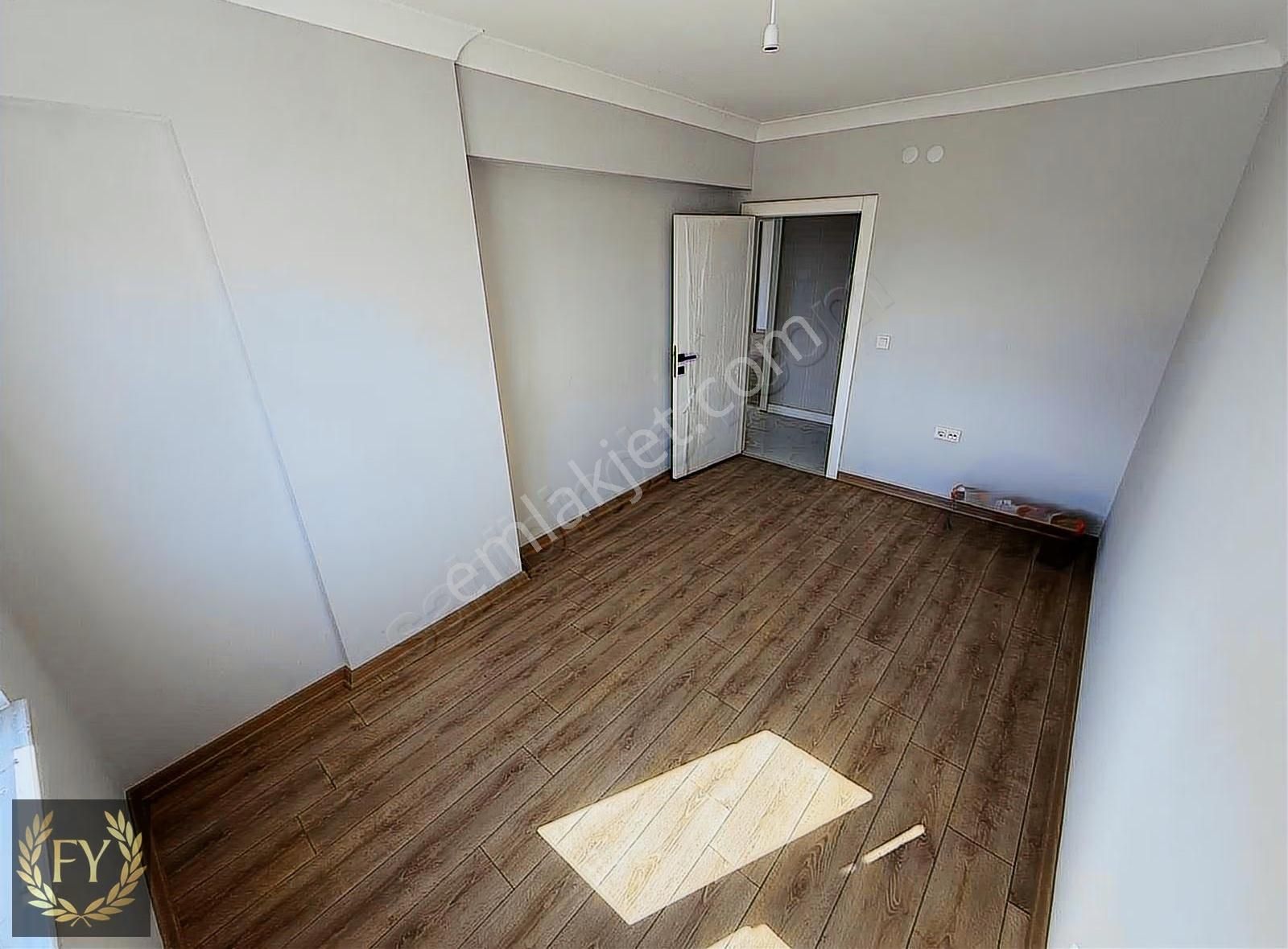 Fiyci Yatırım Cadde Cephe 3+1 Çoook Geniş Lüks Daire - Görsel 5