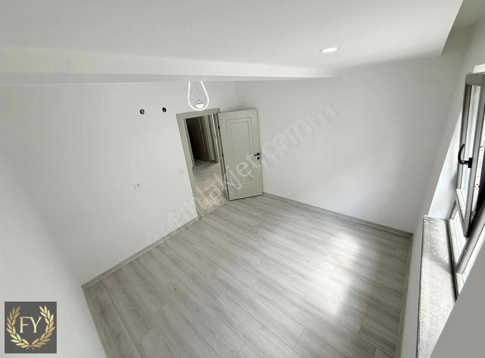 Fiyci Yatırım Yerden Isıtmalı 2+1 Ön Cephe Ultra Lüks Daire - Görsel 21