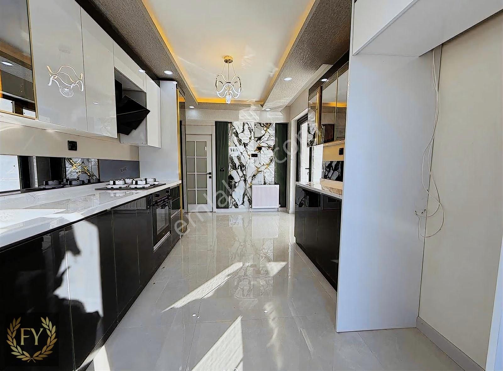 Fiyci Yatırım 29 Ekim Mah. 3+1 Işıl Işıl Lüks Daire - Görsel 2