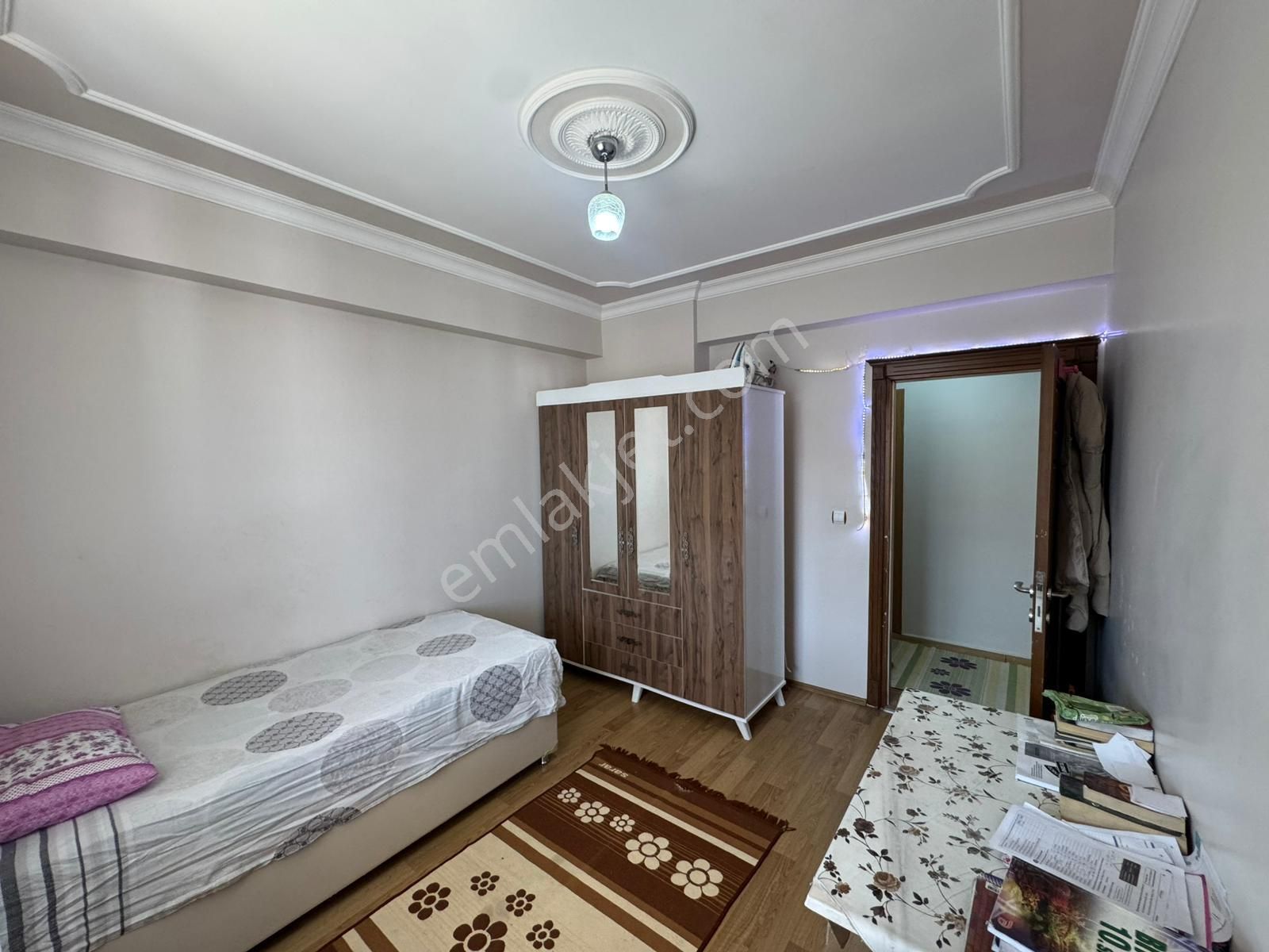 Bağcılar Meram 4 Sitesinde Acil Satılık 4+1 Daire! - Görsel 13