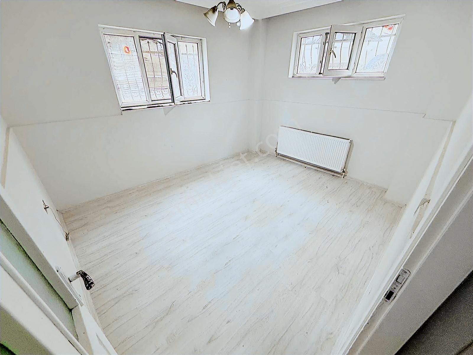 Pusula İnşaat'tan Cebeci Mah 2+1 95 M2 Köşe Başı Bahçe Katı