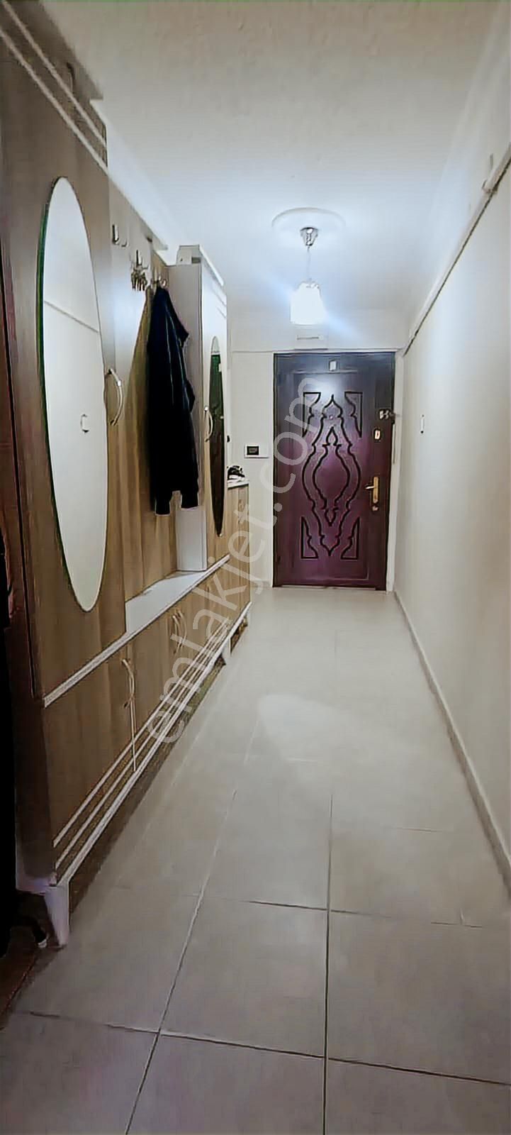 Baki Den Ziraat Bank Yakını Ana Cadde Yanı Kose Bası Ara Kat 3+1 - Görsel 14