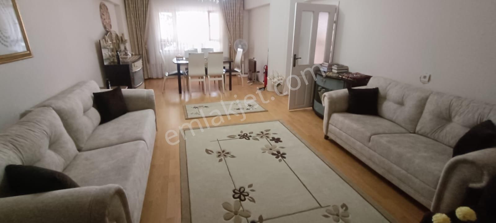 Baki Den Ziraat Bank Yakını Ana Cadde Yanı Kose Bası Ara Kat 3+1 - Görsel 20