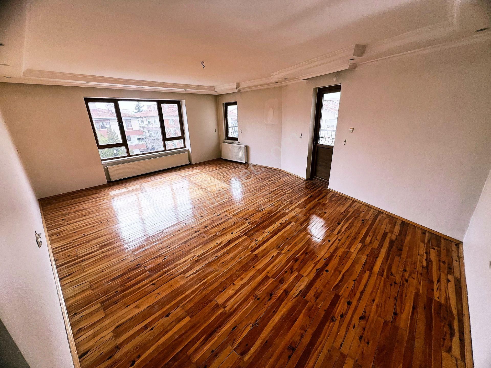 Cihandan Çarşı Mahallesinde Merkezde Satlık 4+1 Dubleks Daire - Görsel 11