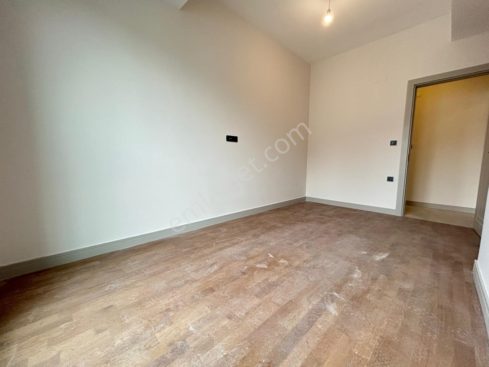 Kadiköy Erenköy'de Prestijli Binada Geniş Balkonlu Ebv.banyolu Net 120m2 3+1 - Görsel 17