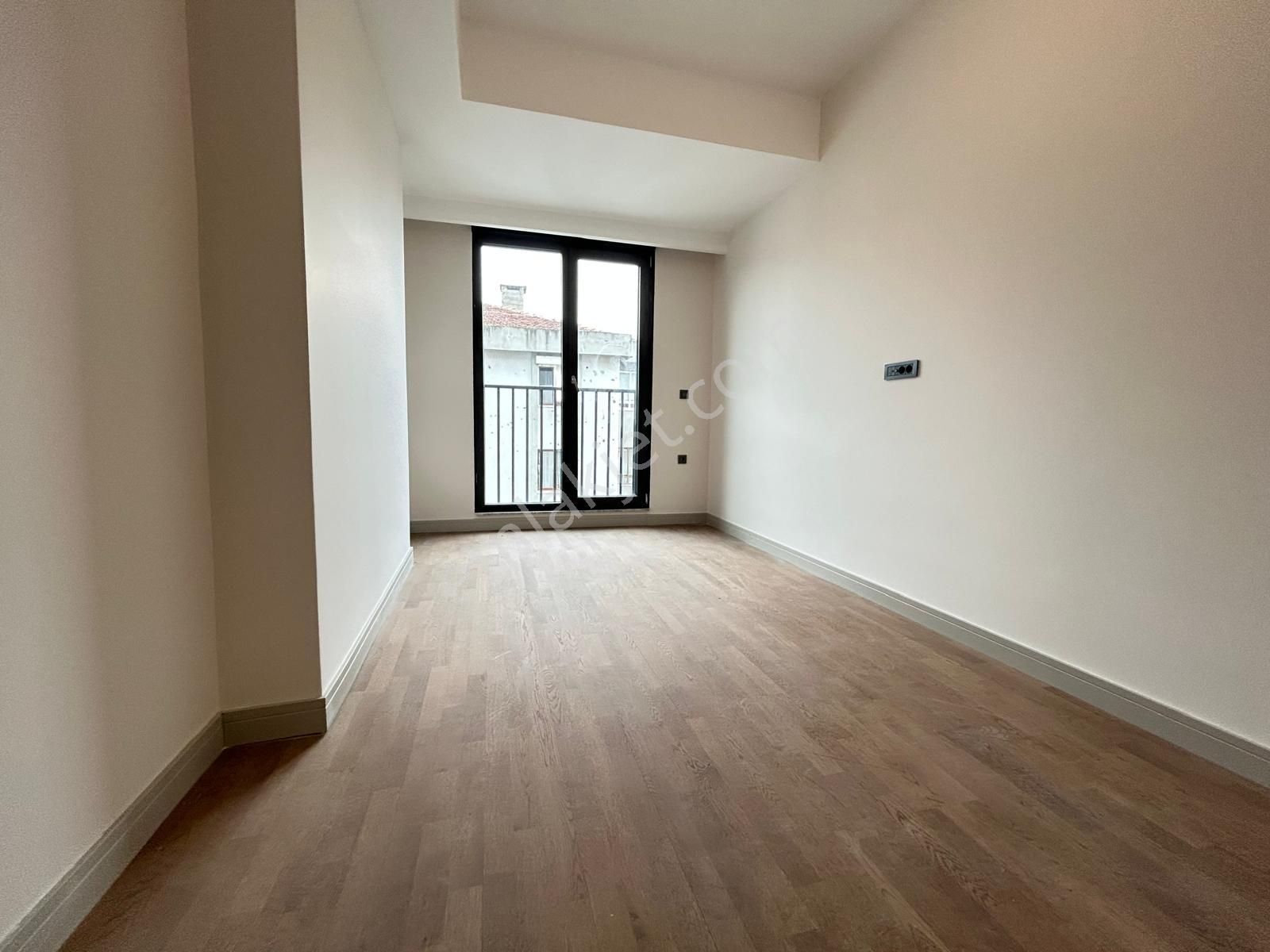 Kadiköy Erenköy'de Prestijli Binada Geniş Balkonlu Ebv.banyolu Net 120m2 3+1 - Görsel 16