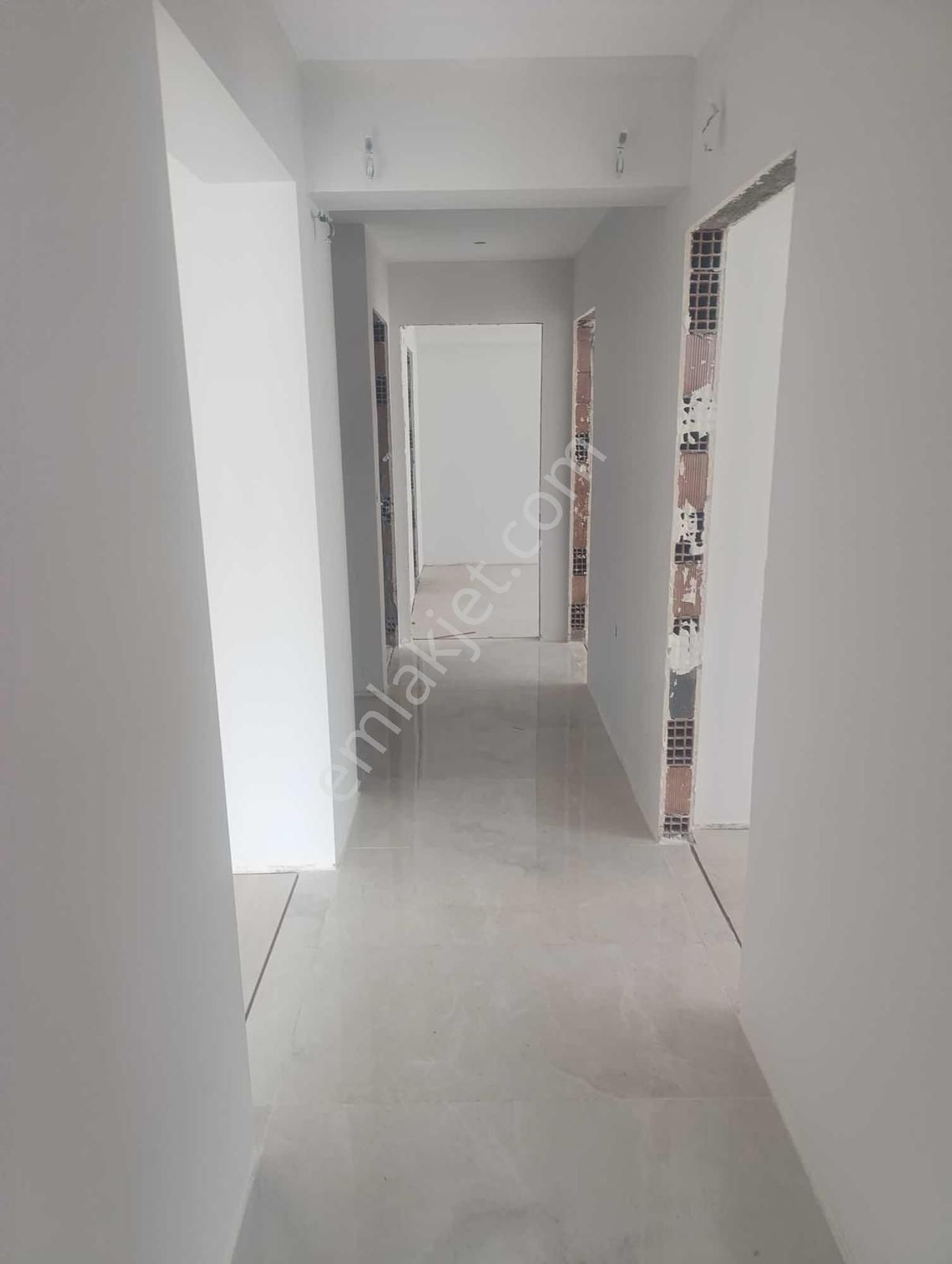 G A Dan Karnur Akçalar5 Acil Satılık 3+1 Kredi İmkanlı Daire - Görsel 3