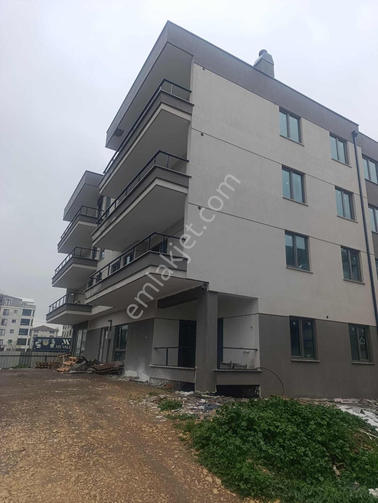 G A Dan Karnur Akçalar5 Acil Satılık 3+1 Kredi İmkanlı Daire