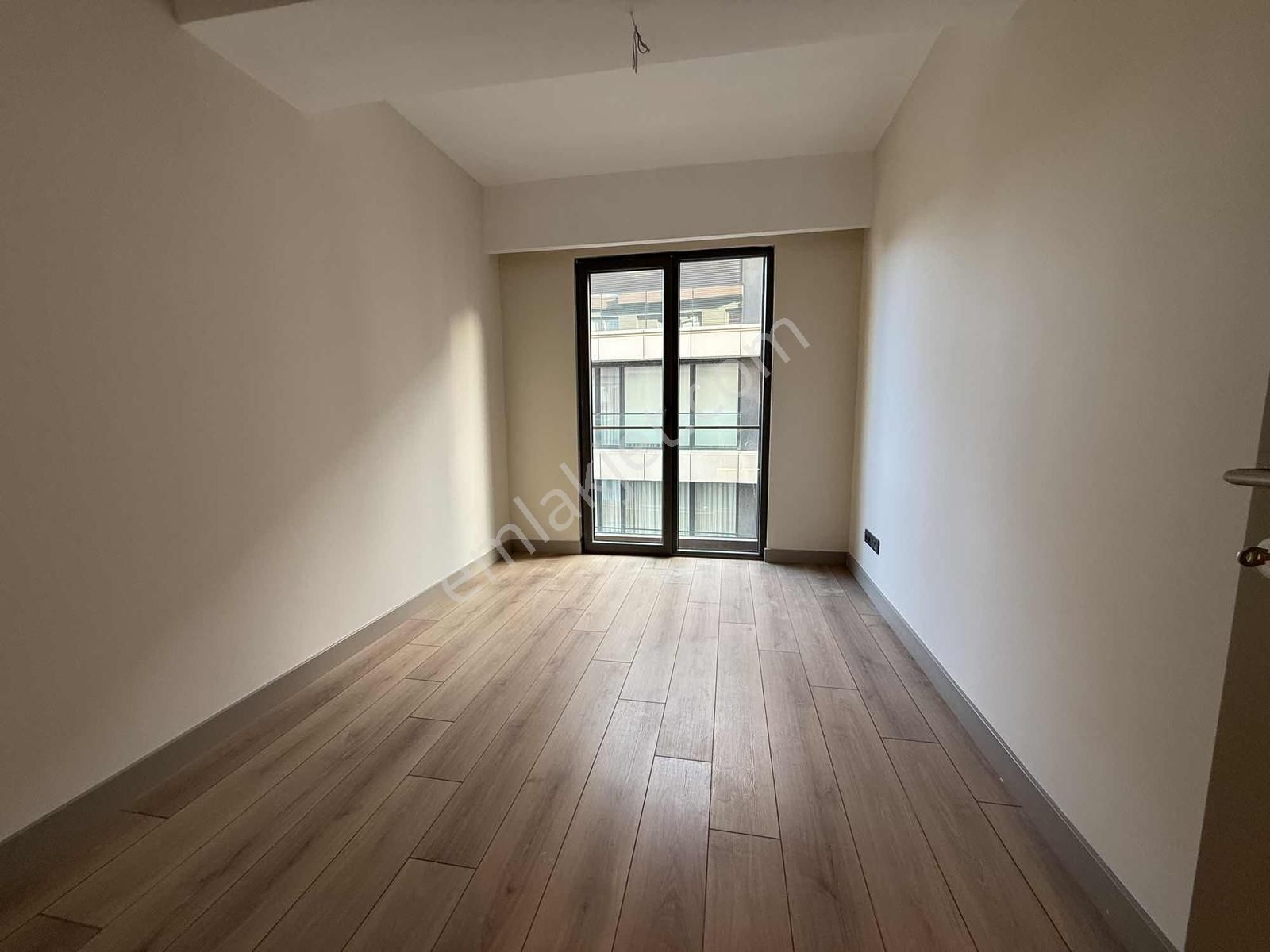 Çengelköy 3+1 Mesaya Komşu Sıfır Yeni Bina Lüks Daire - Görsel 19