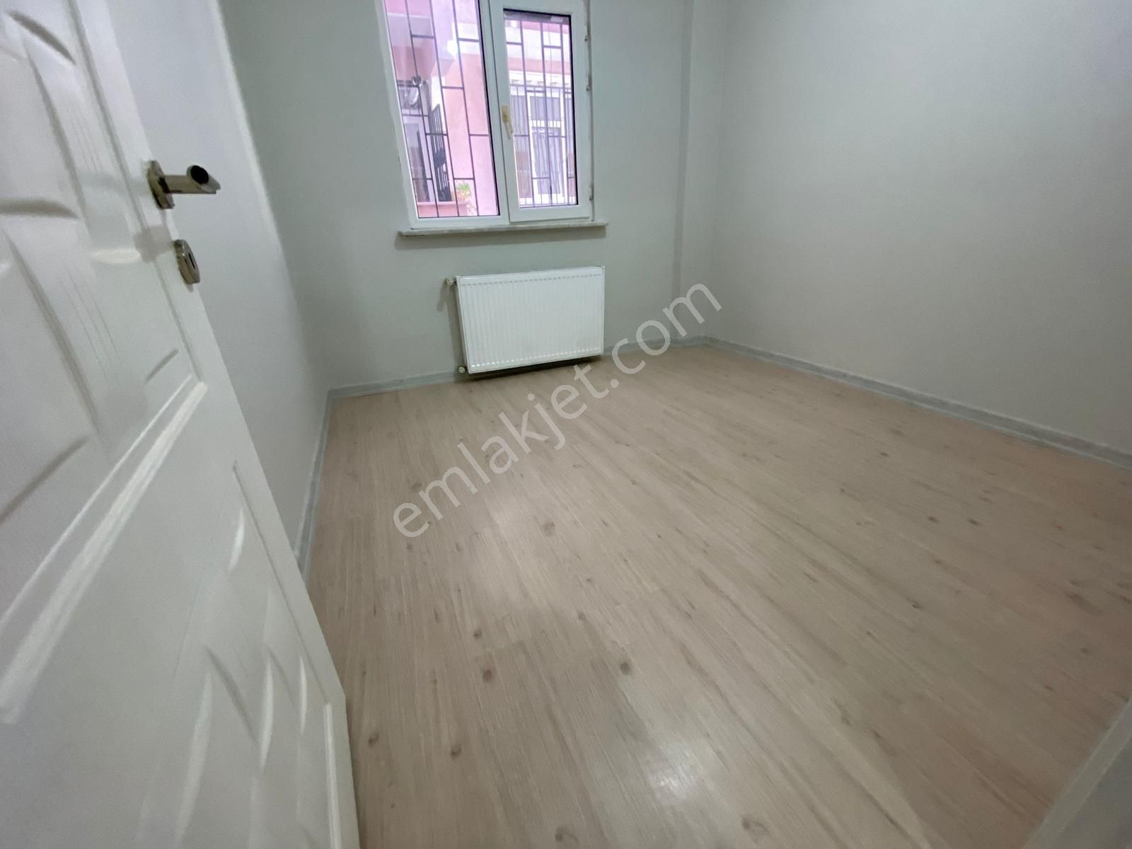 Libadiye Metro, Yenilenmiş, Yüksek Giriş 2+1 Satılık Daire - Görsel 24