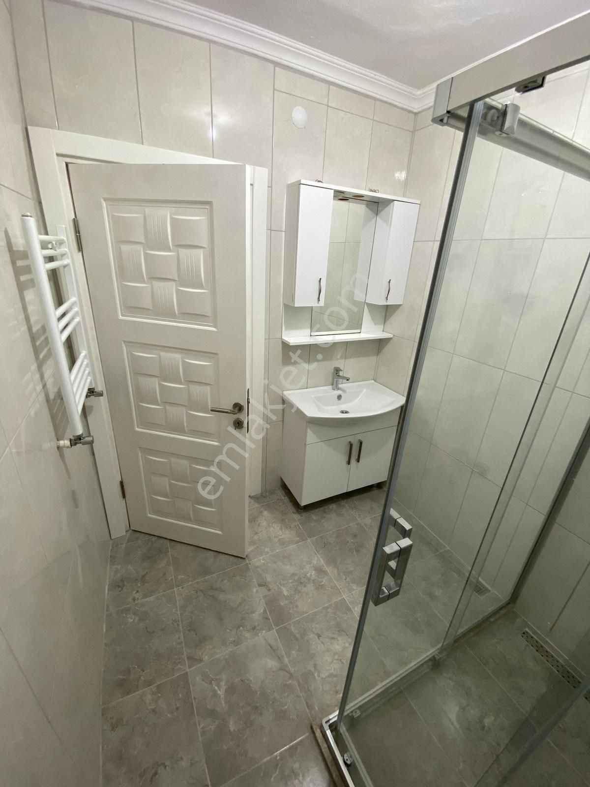 Libadiye Metro, Yenilenmiş, Yüksek Giriş 2+1 Satılık Daire - Görsel 22