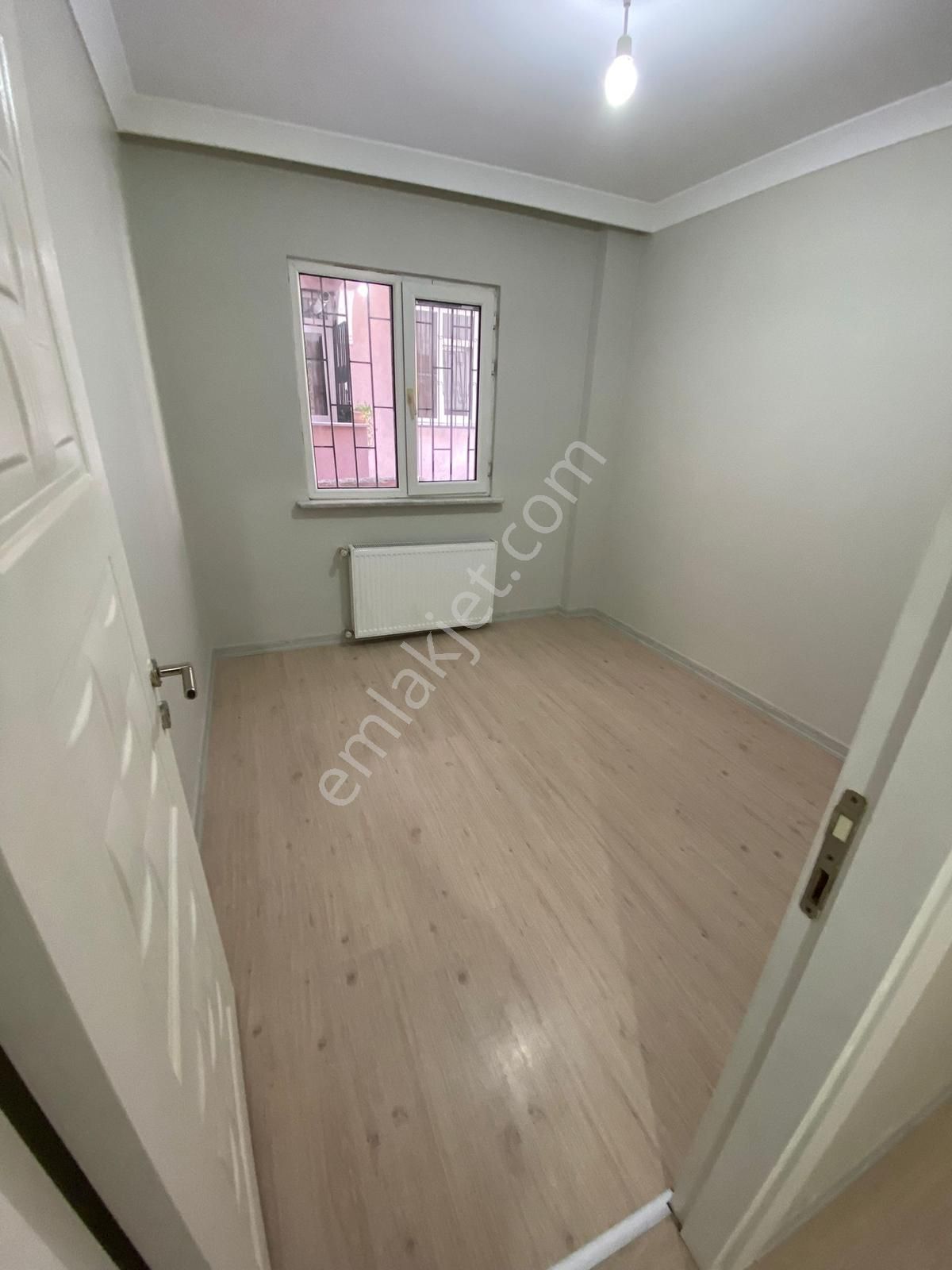 Libadiye Metro, Yenilenmiş, Yüksek Giriş 2+1 Satılık Daire - Görsel 23