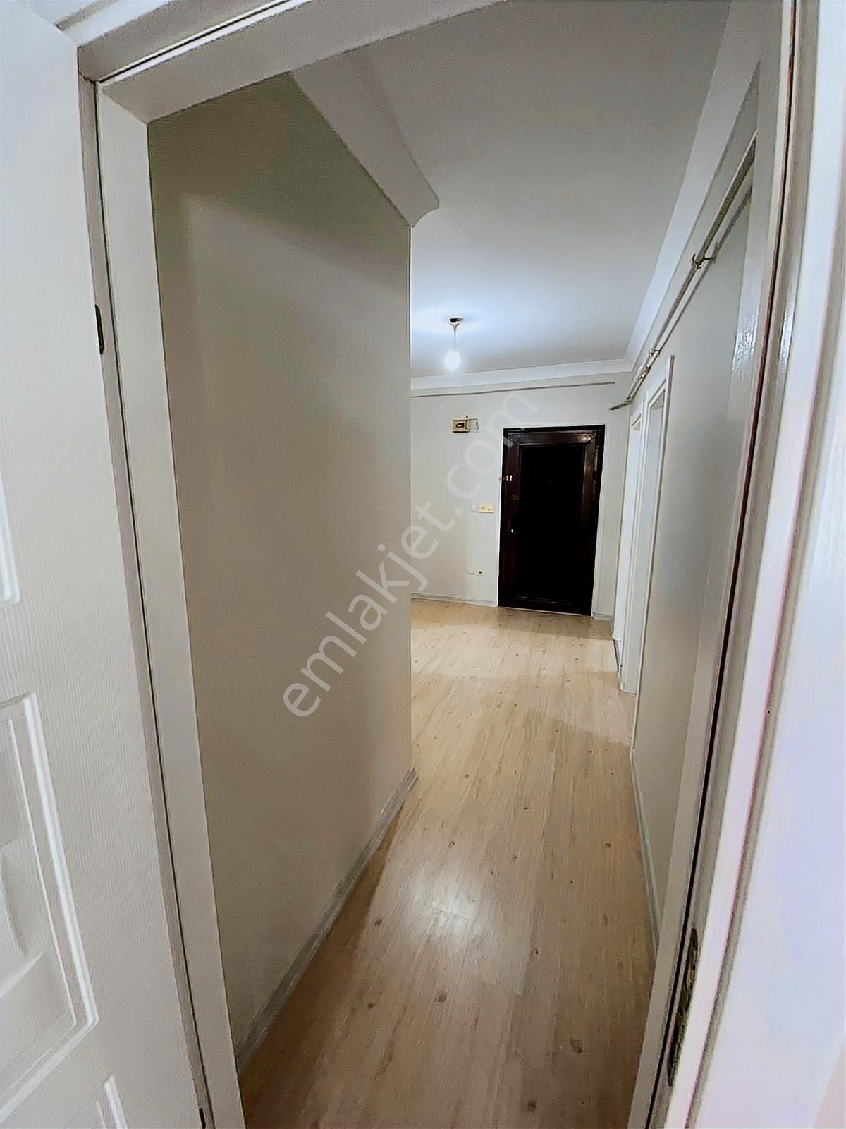 Libadiye Metro, Yenilenmiş, Yüksek Giriş 2+1 Satılık Daire - Görsel 12