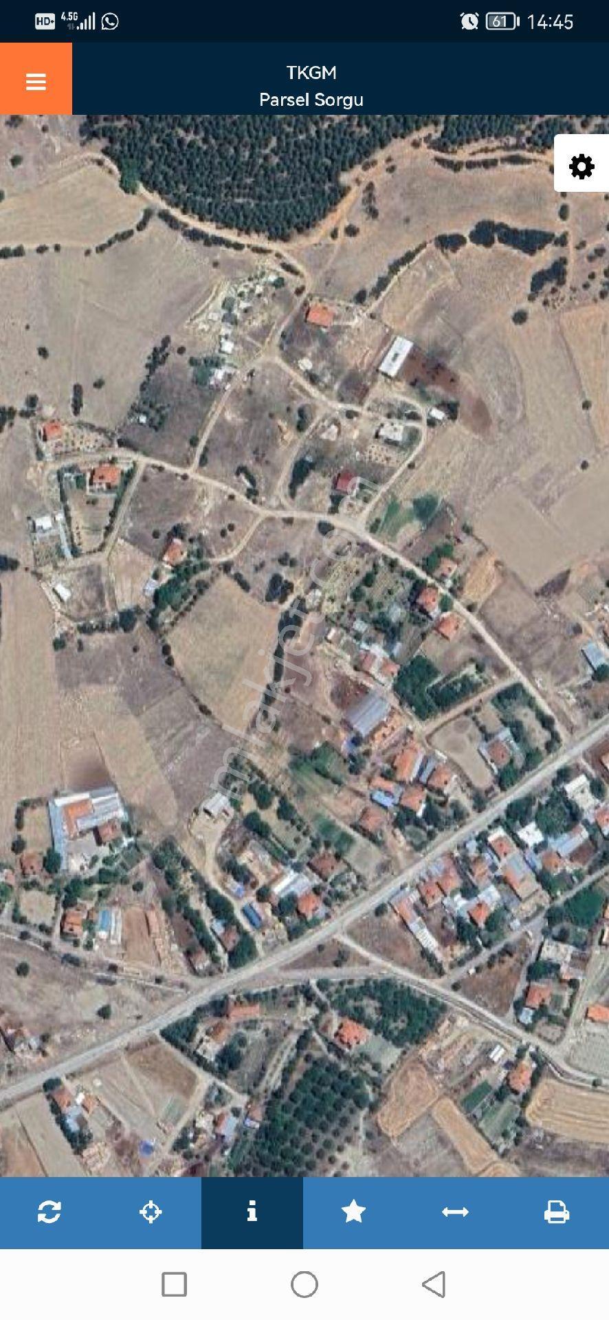 Burdur Bucak Ürkütlü De Satılık 385 M2 Arsa Köyün En Güzel Konumunda Elektrik Su Önünden - Görsel 2