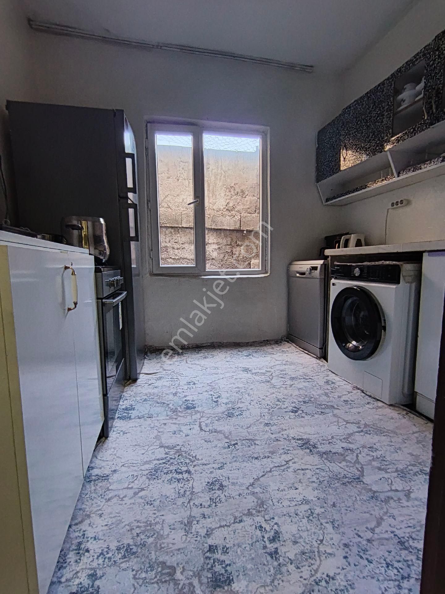 Ocaklar Mahallesinde 2 Kat 4 Daire Satılık Müstakil Ev - Görsel 6