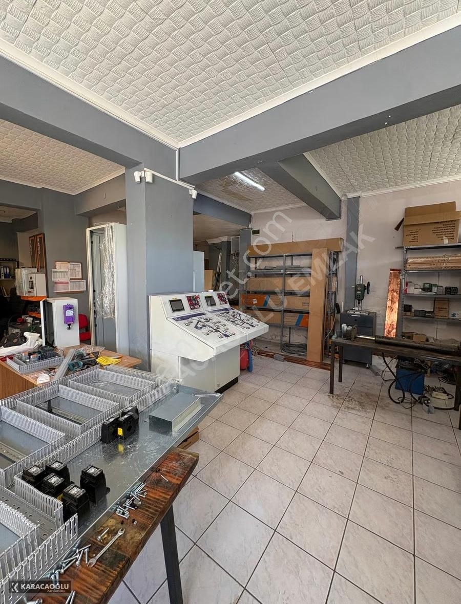 Üniversite Girişinde 95 M2 15.000 Kiracılı Satılık Dükkan !! - Görsel 3