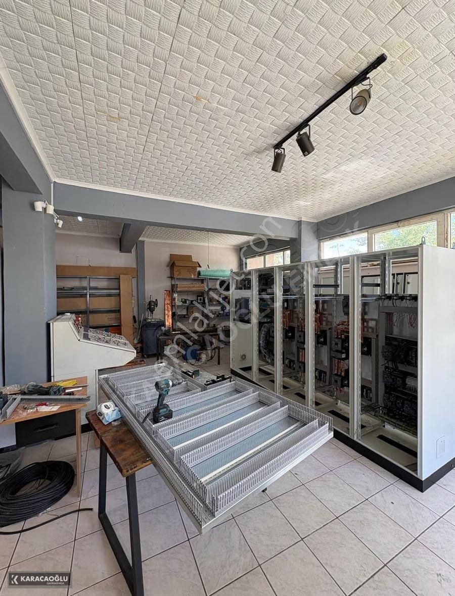 Üniversite Girişinde 95 M2 15.000 Kiracılı Satılık Dükkan !! - Görsel 10