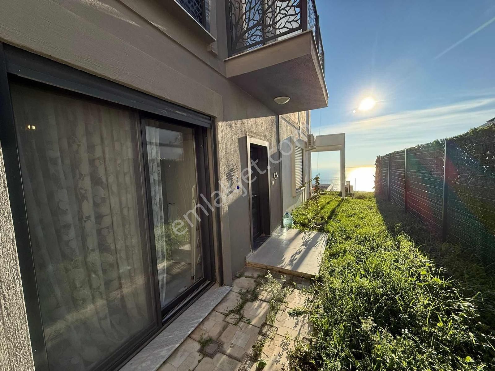 Deniz Manzaralı Havuzlu Site İçi 3+1 Eşyasız Müstakil Villa - Görsel 19