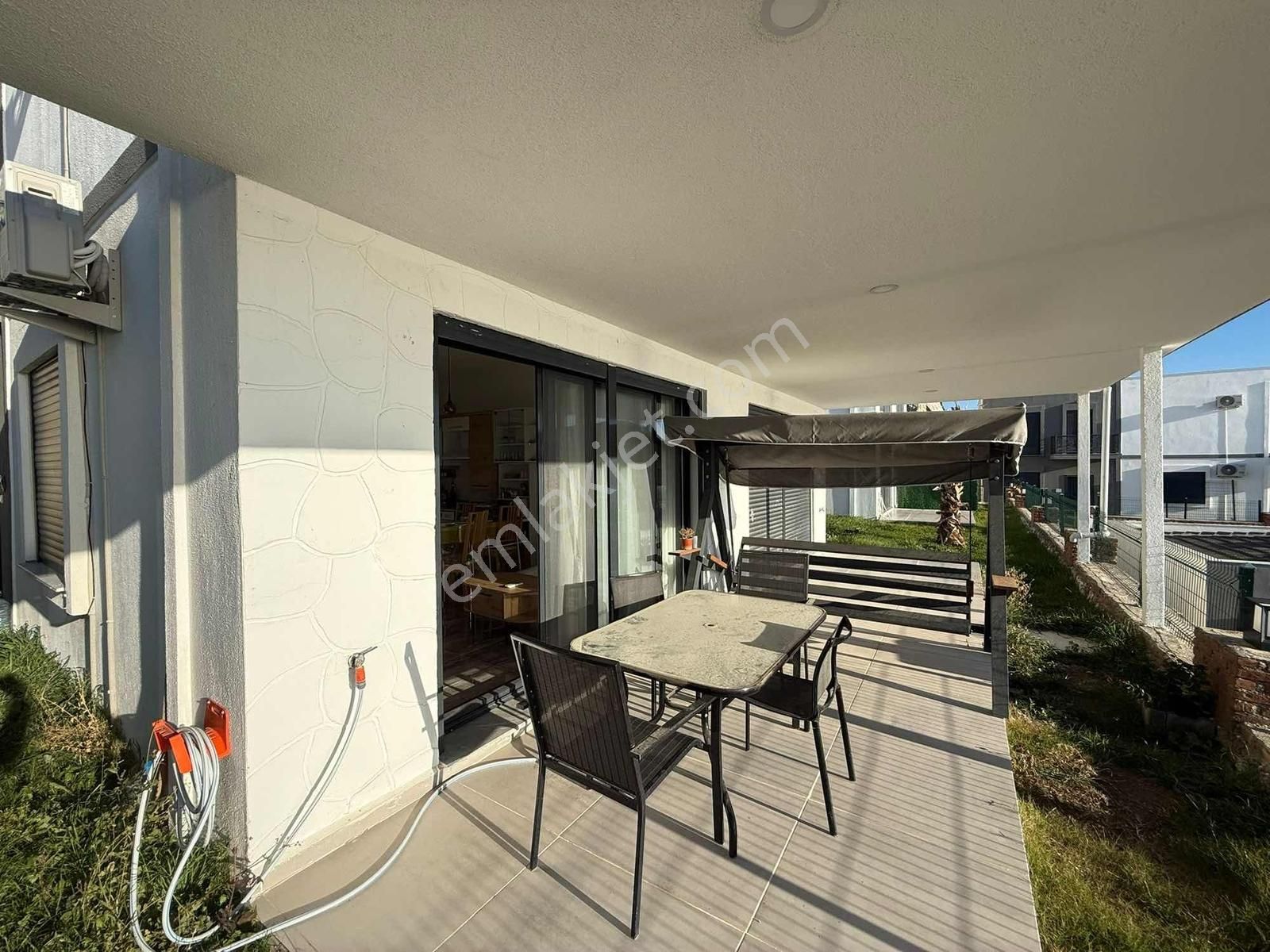 Deniz Manzaralı Havuzlu Site İçi 3+1 Eşyasız Müstakil Villa - Görsel 25