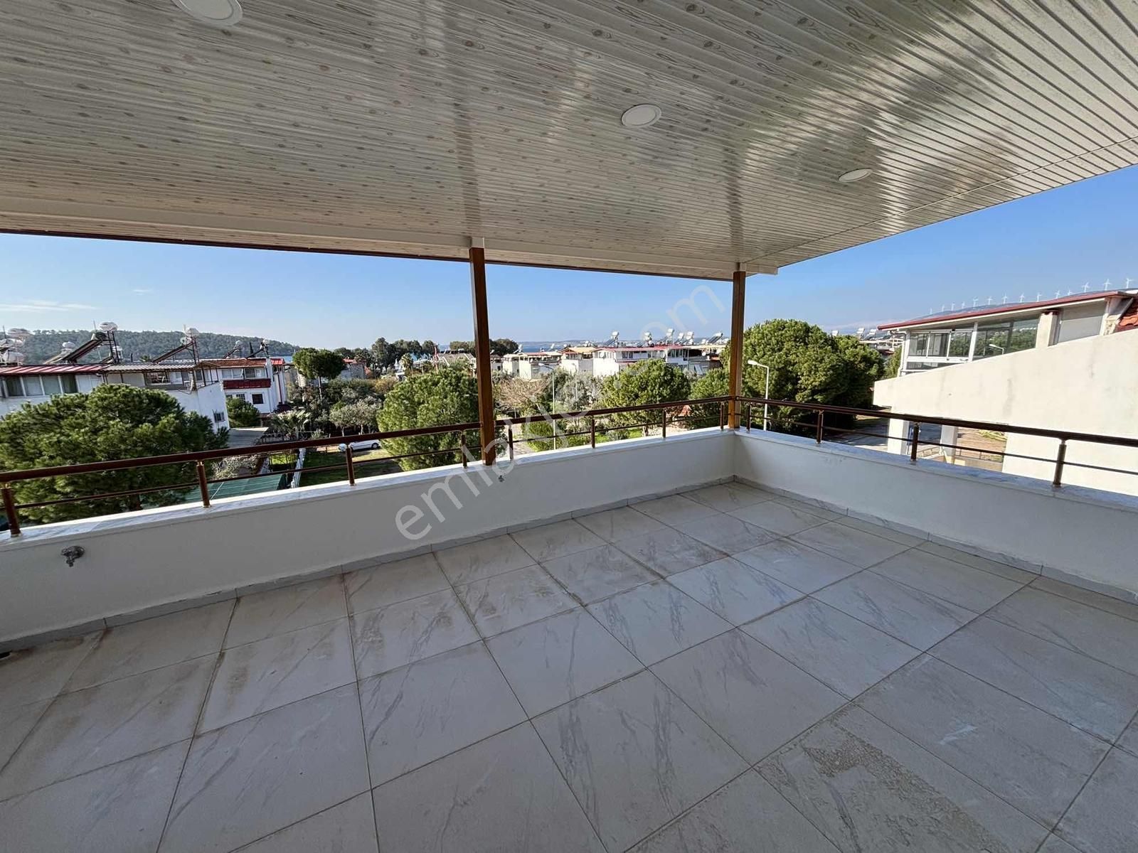 Merkezi Konumda, Denize 200 Mt. Yüksek Yatırım Değerli 5+1 Villa - Görsel 19