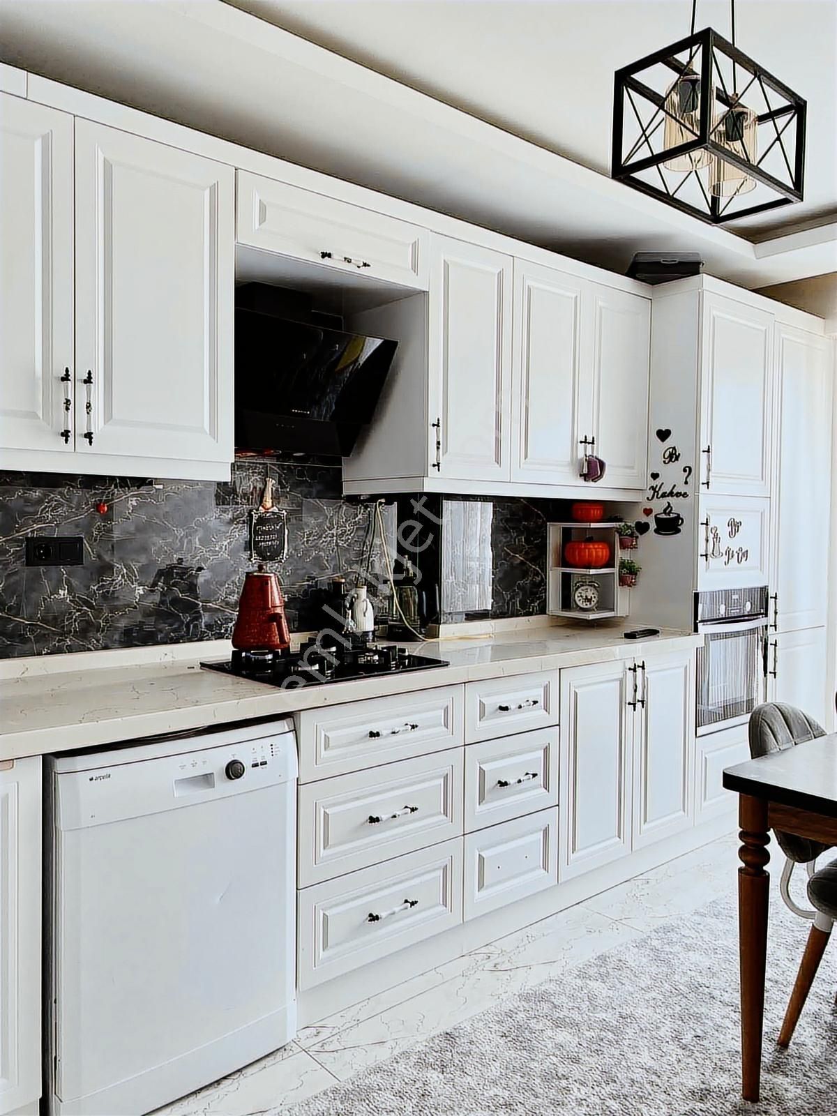 Uludağ Manzara,yerden Isıtma,asansörlü 4+1 Lüx Dublex Satılık - Görsel 8