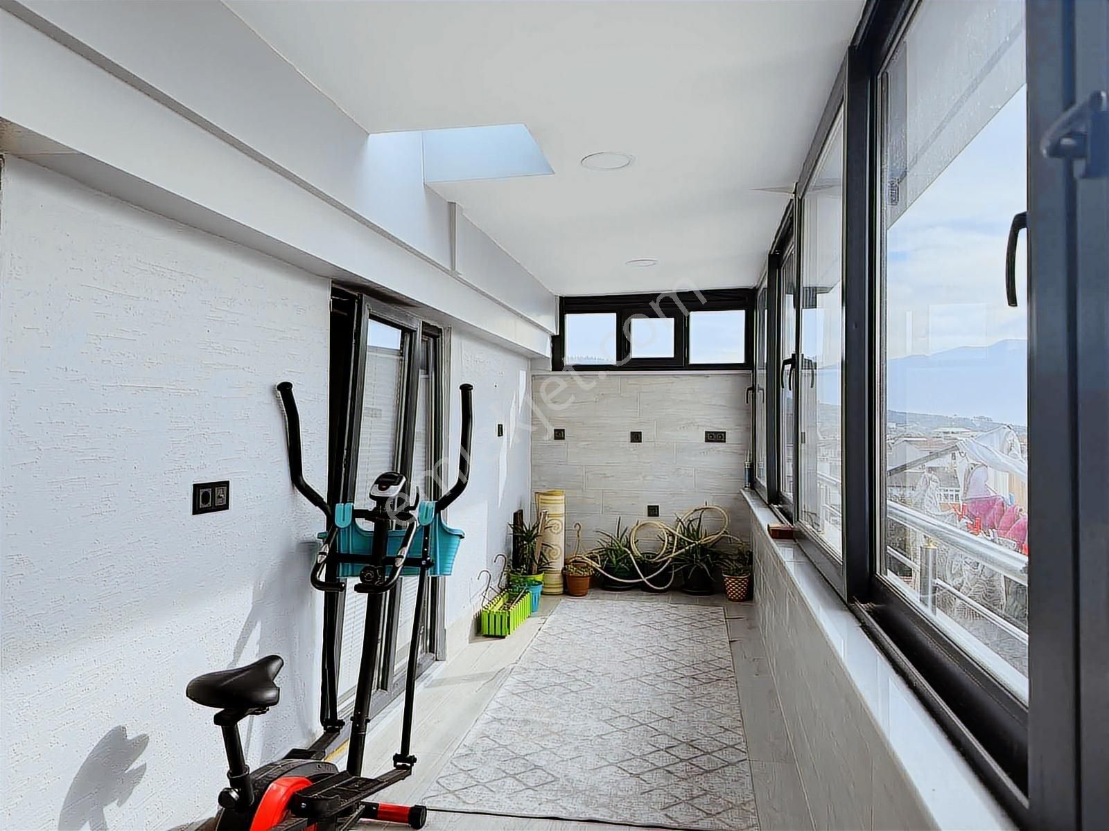 Uludağ Manzara,yerden Isıtma,asansörlü 4+1 Lüx Dublex Satılık - Görsel 6