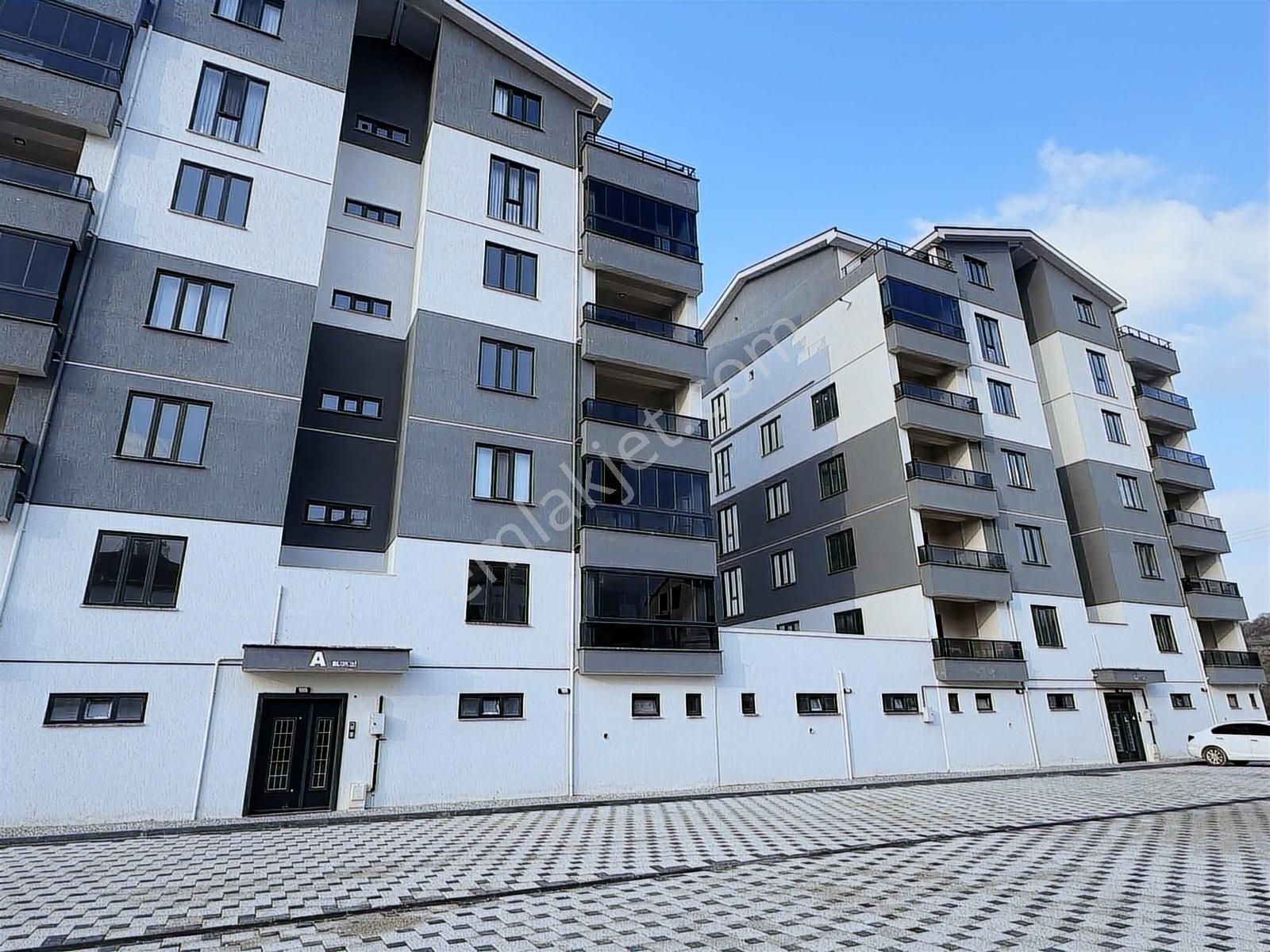 Kayapa Çamlıkta Butik Sitede 3+1 Arakat Kiralık Daire