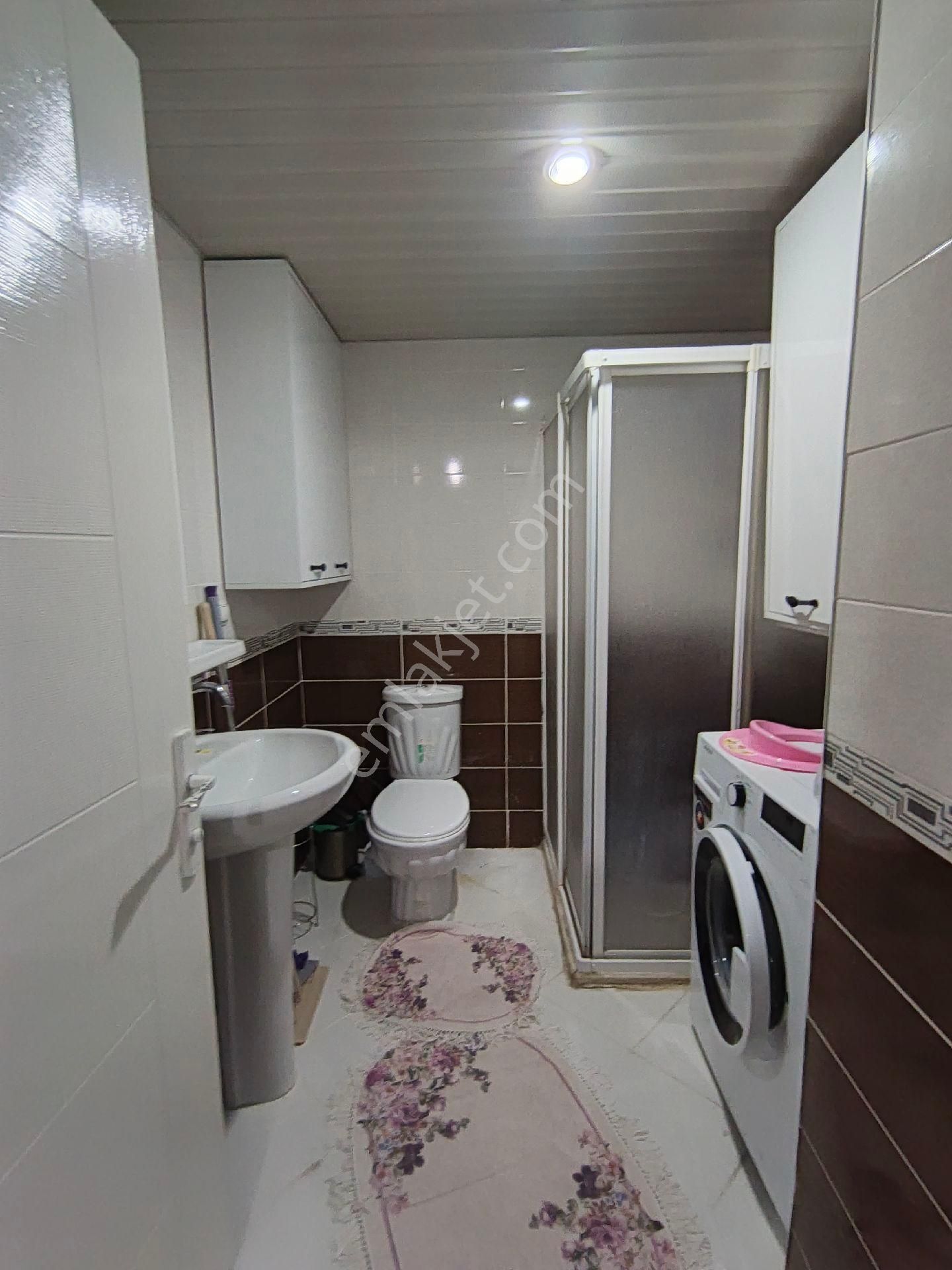 Malazgirt Mahallesinde 2+1 Satılık Daire - Görsel 3